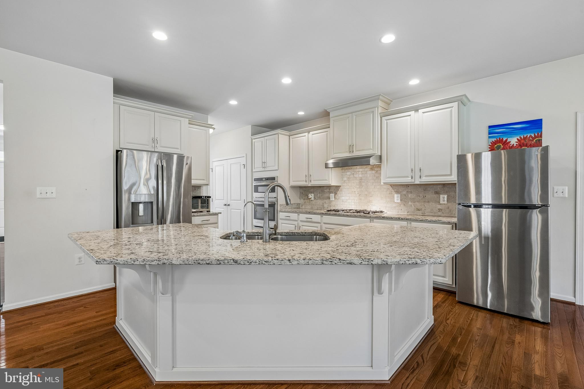 LENAH MILL - Residential