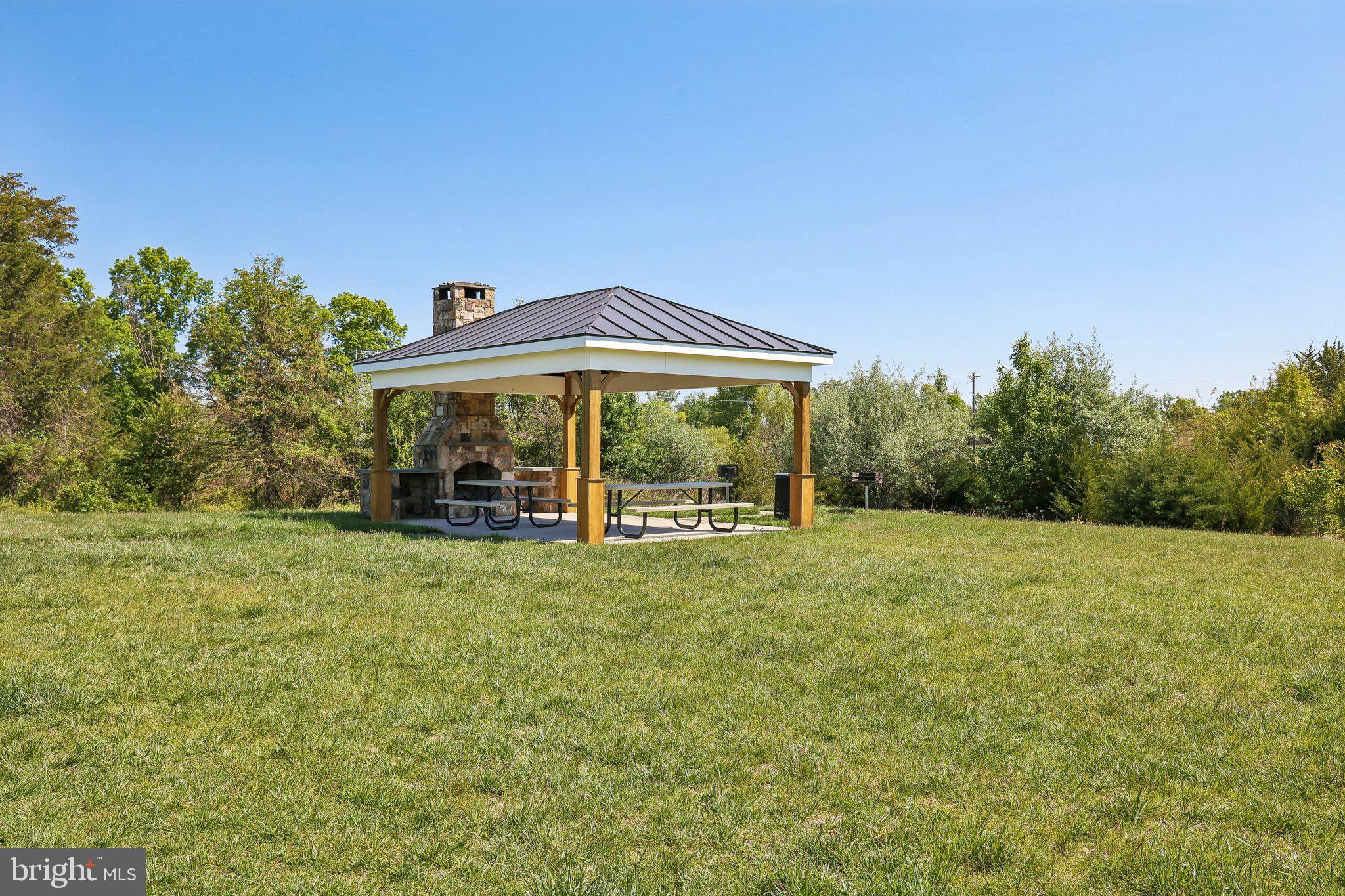 LENAH MILL - Residential