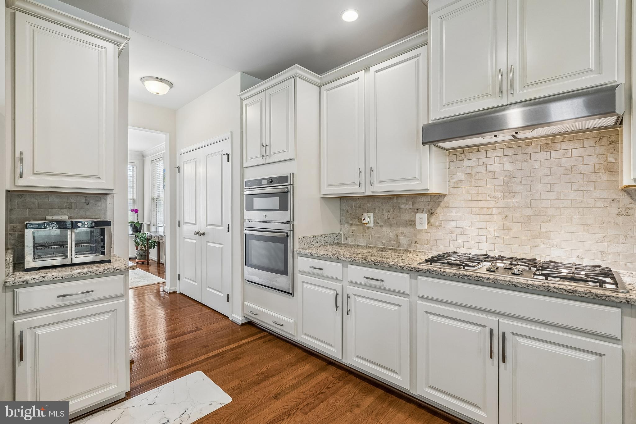 LENAH MILL - Residential