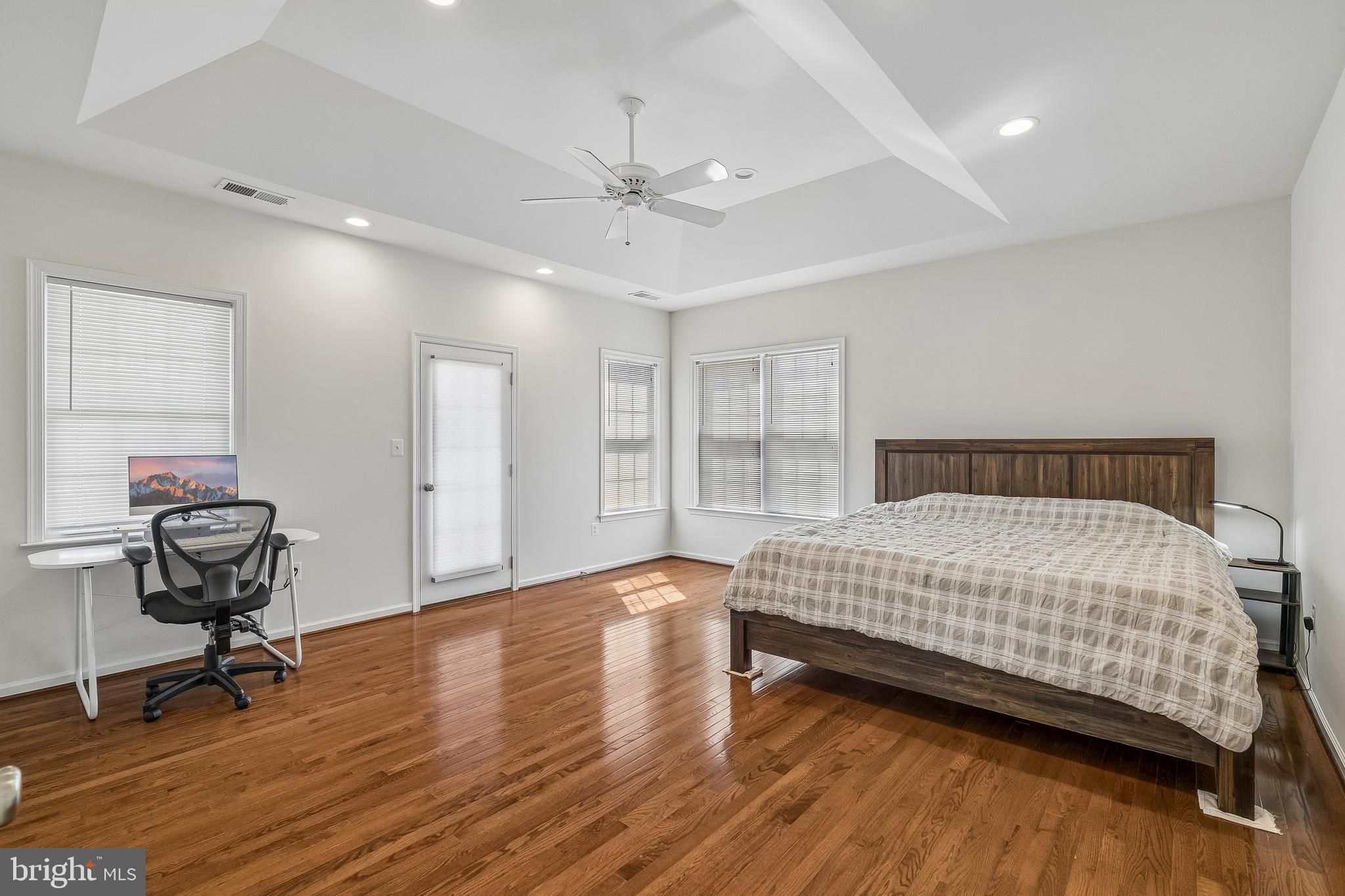 LENAH MILL - Residential