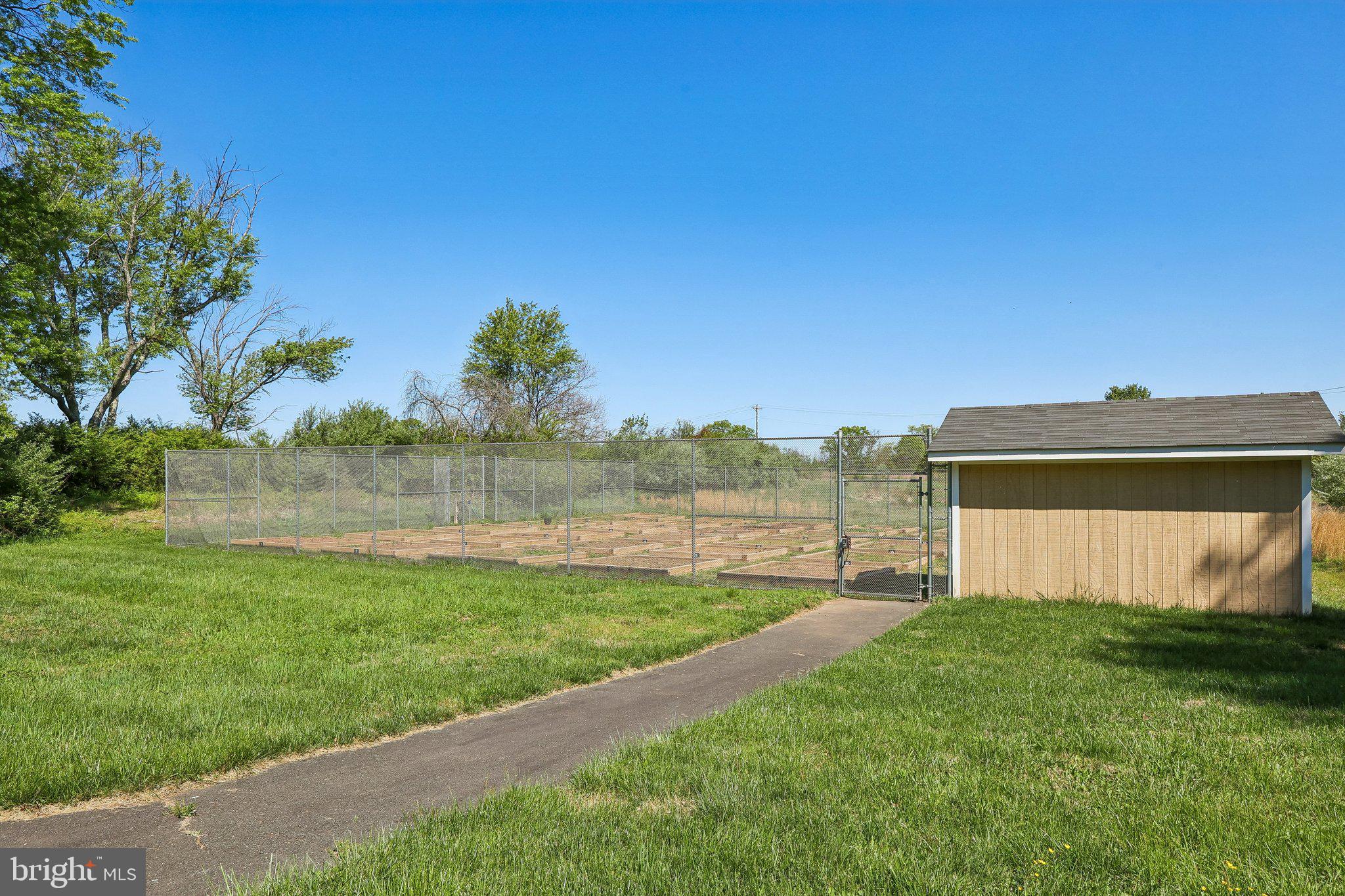 LENAH MILL - Residential