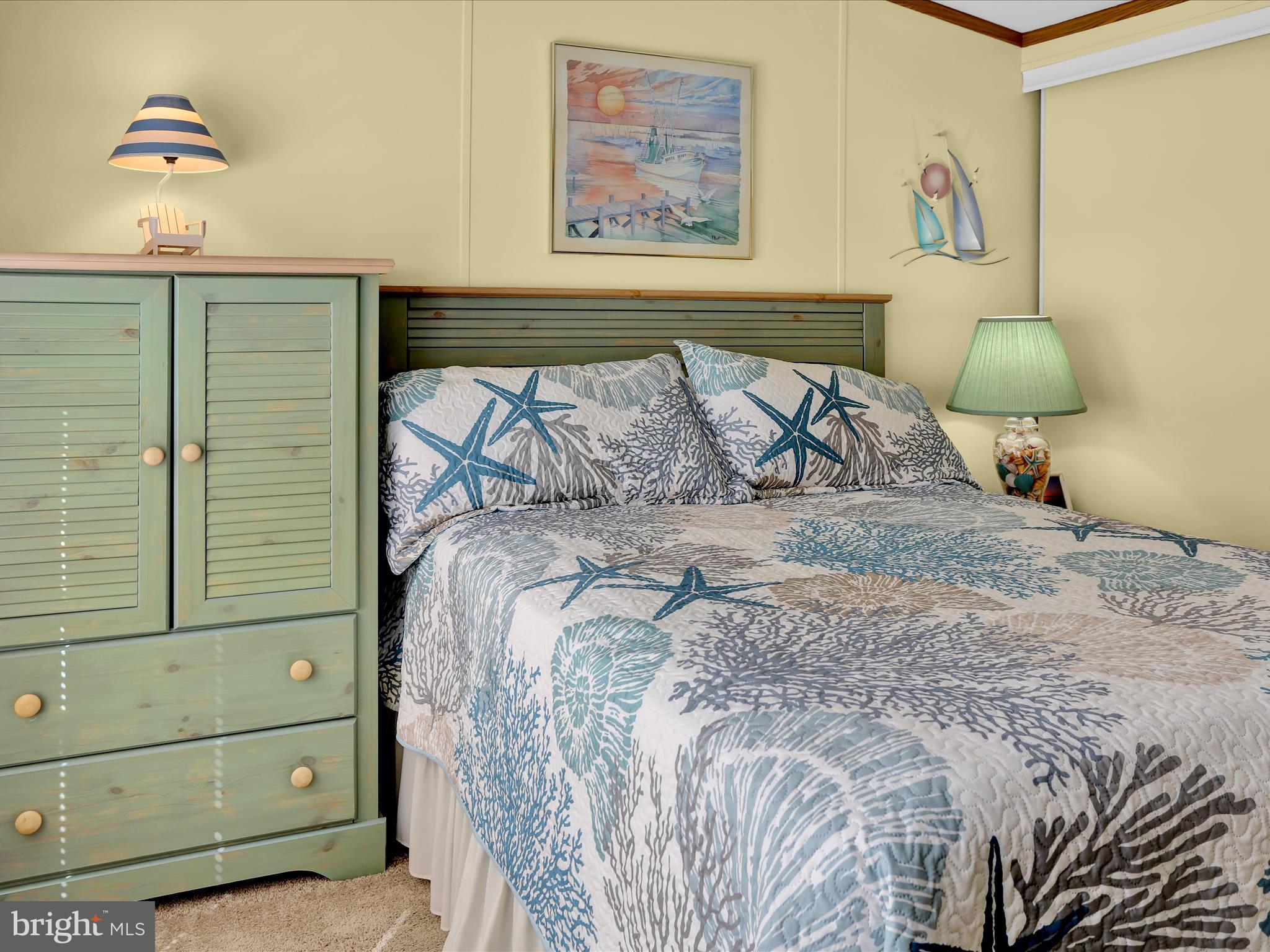 WHITE HOUSE BEACH - Residential