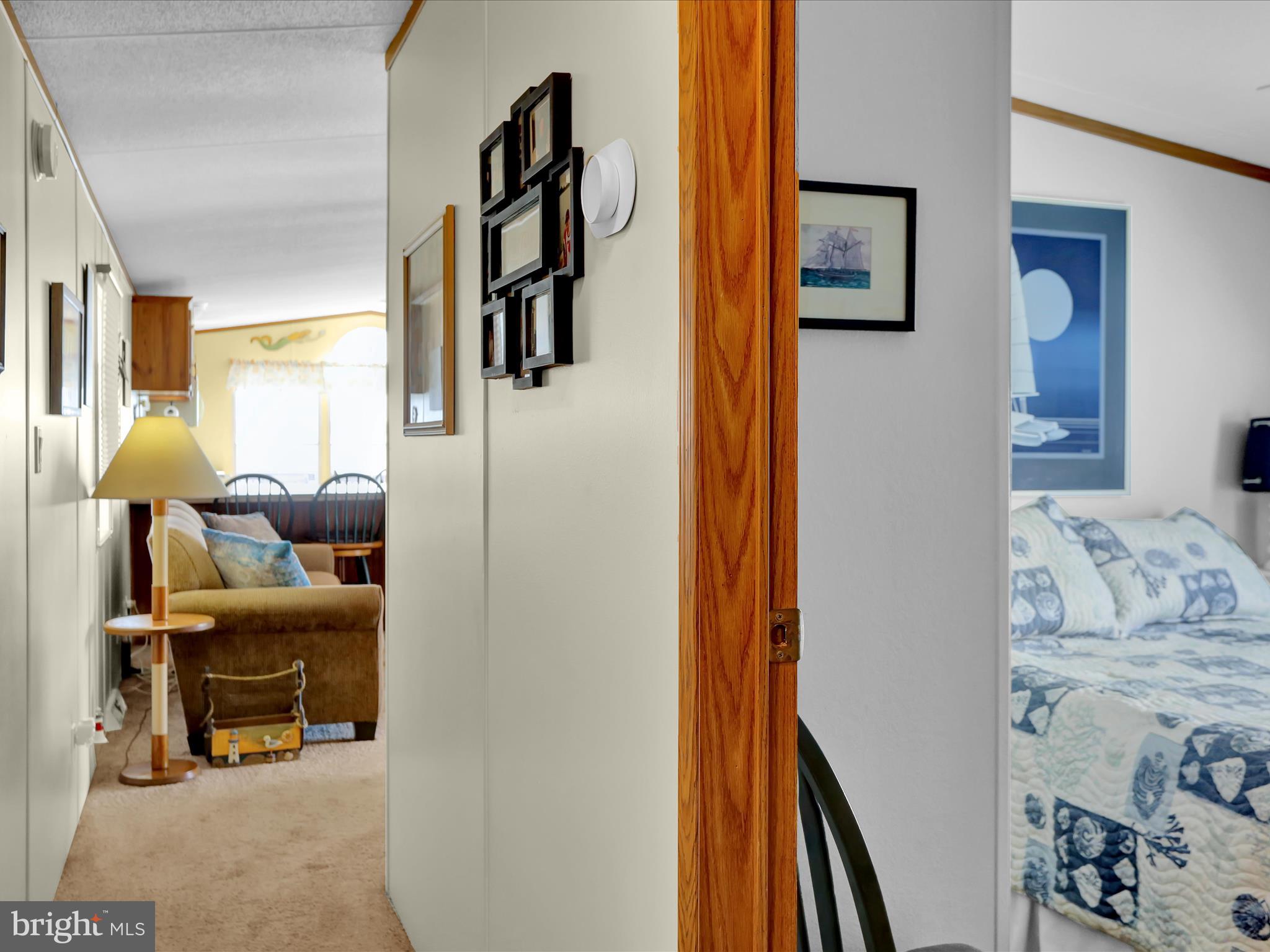 WHITE HOUSE BEACH - Residential