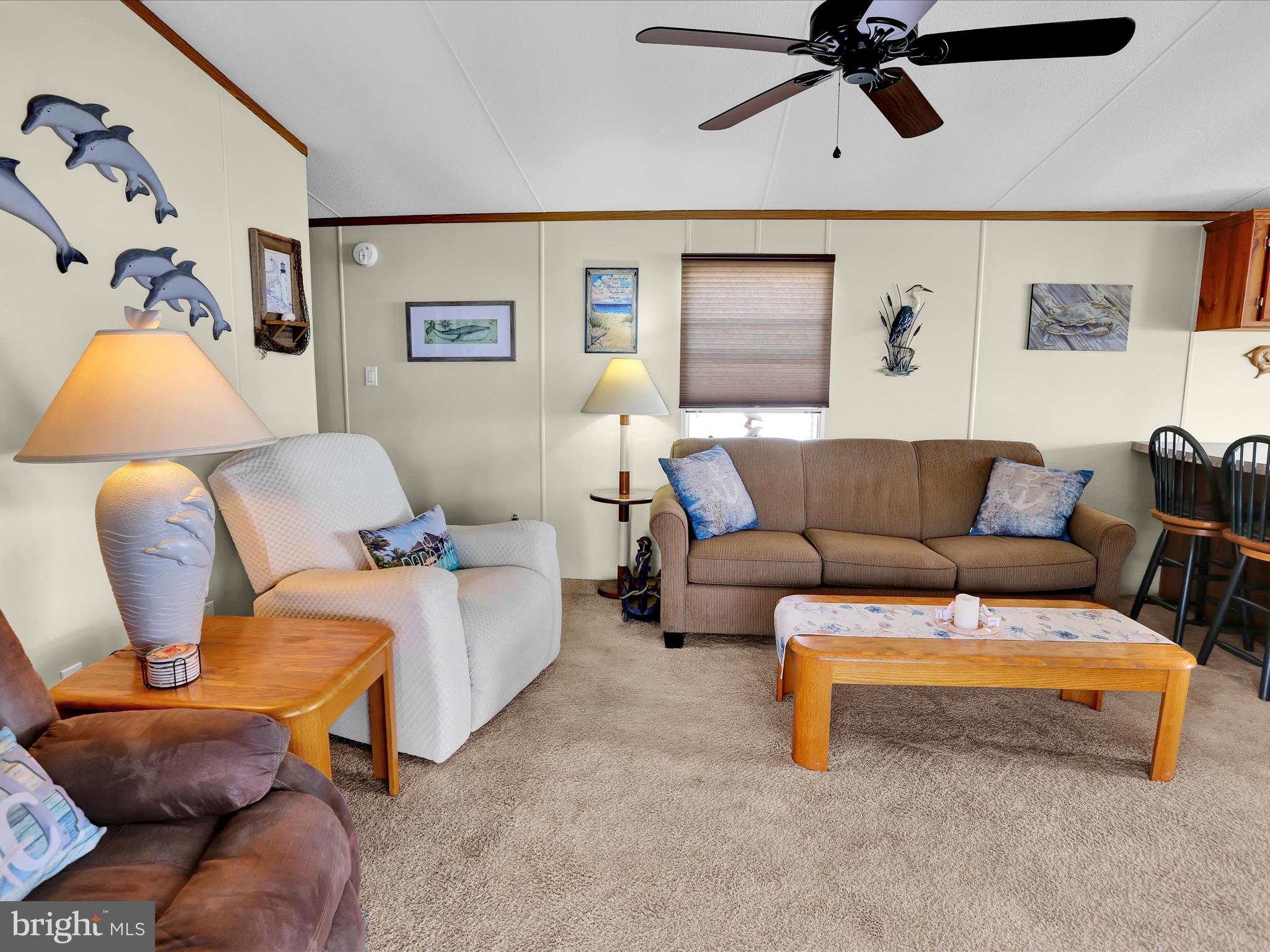 WHITE HOUSE BEACH - Residential