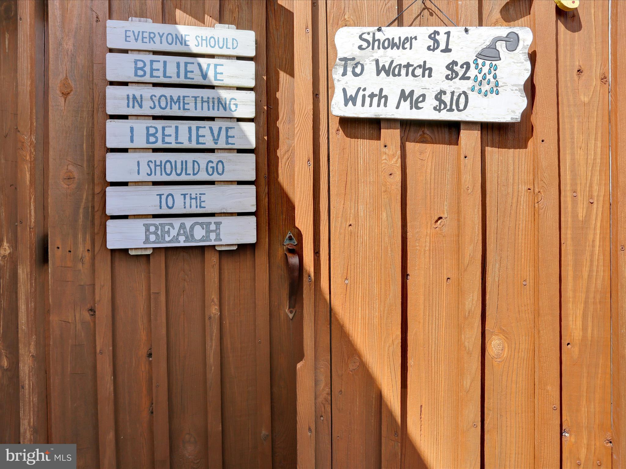 WHITE HOUSE BEACH - Residential