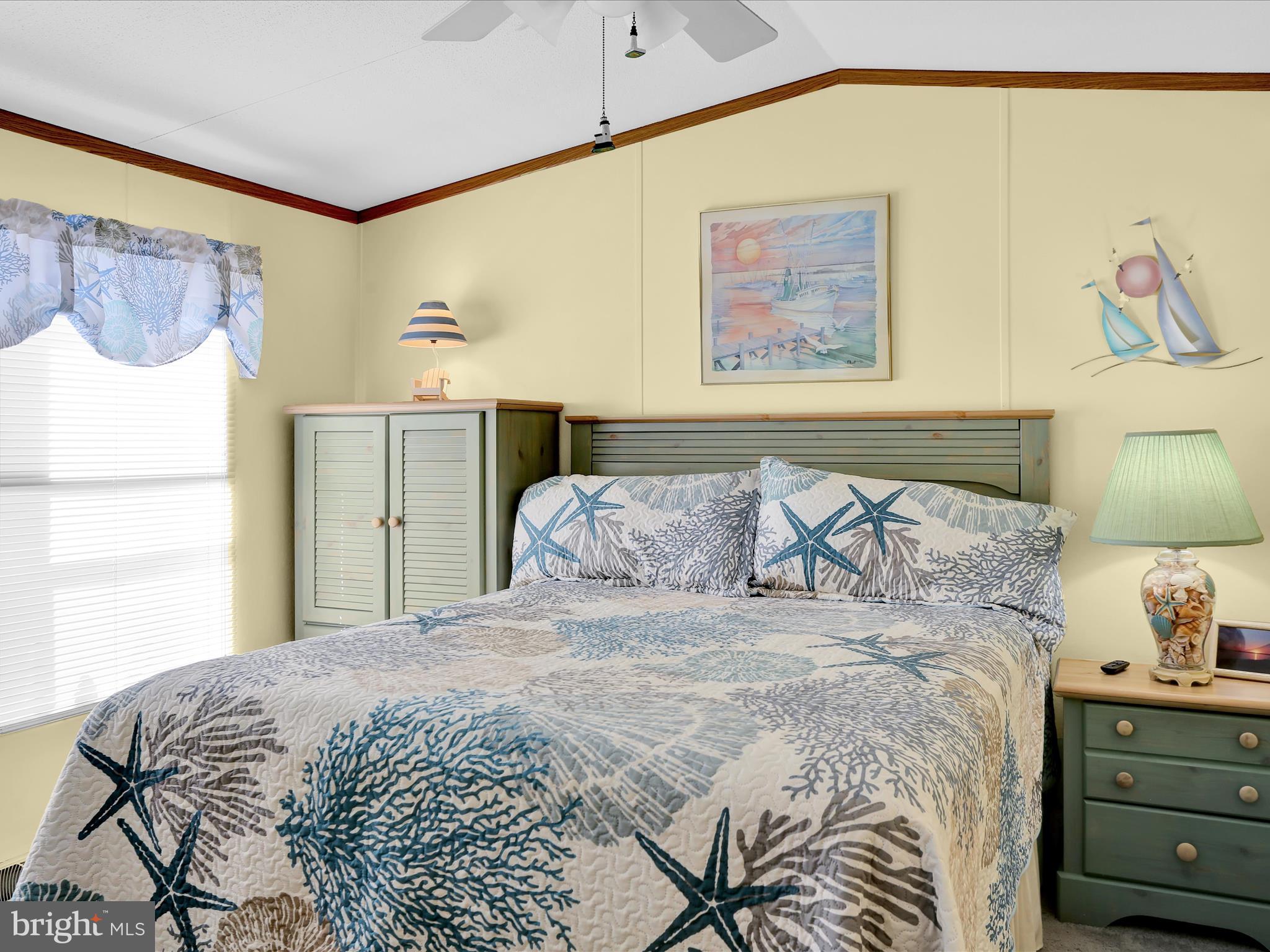 WHITE HOUSE BEACH - Residential