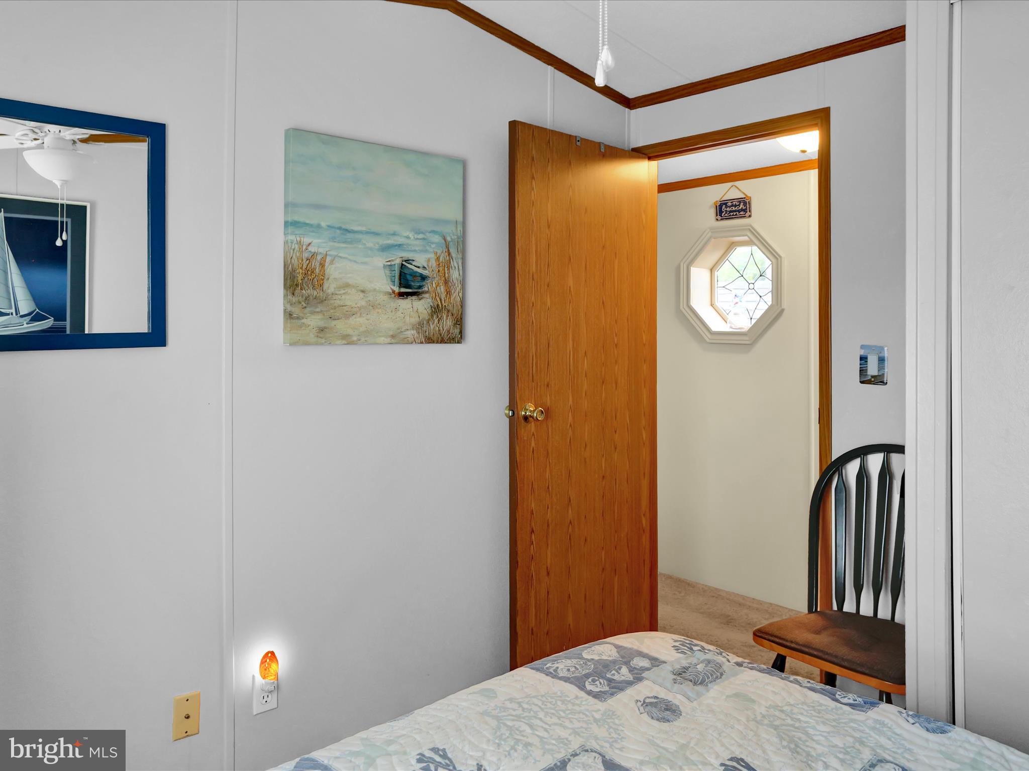 WHITE HOUSE BEACH - Residential