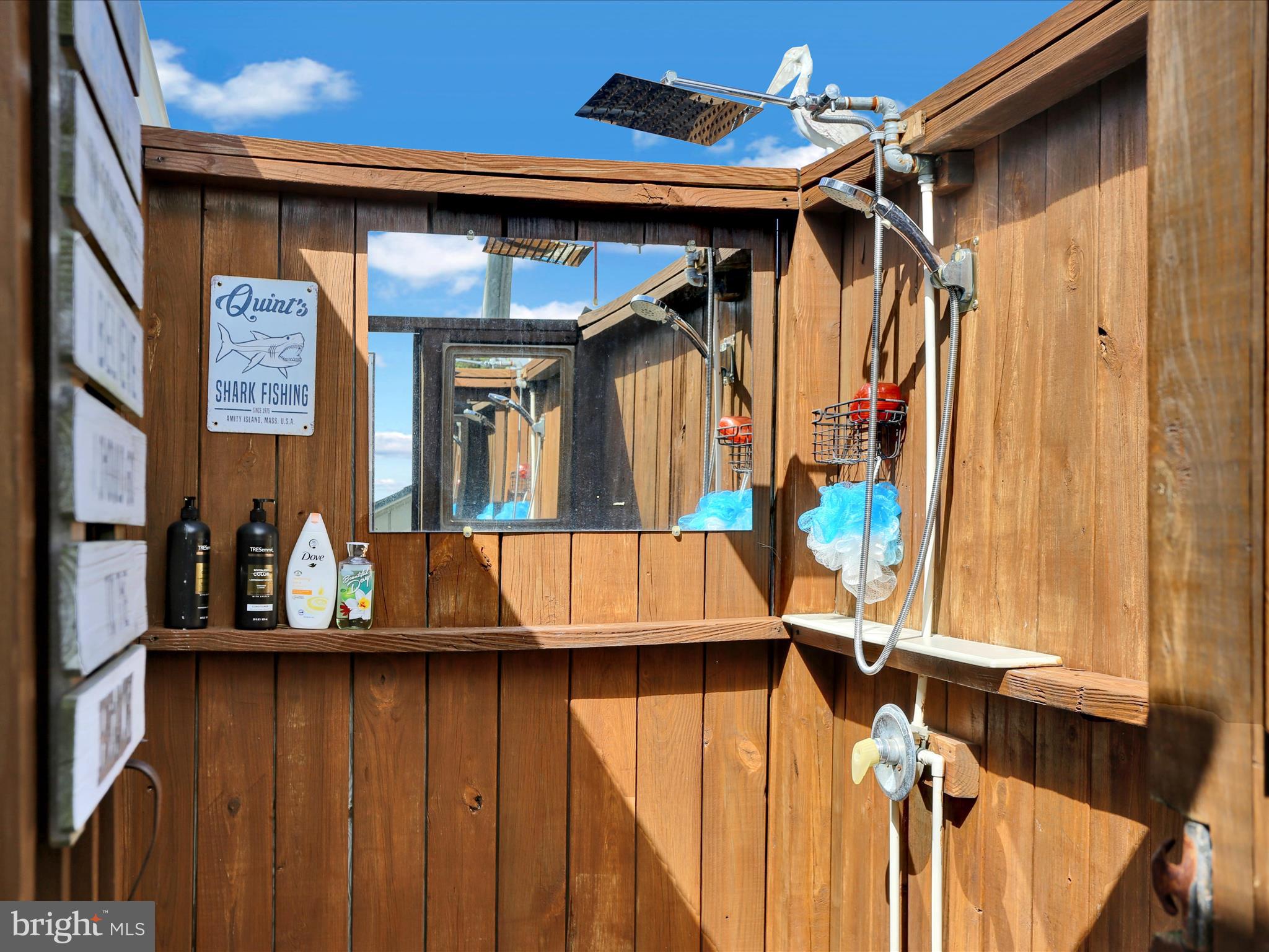 WHITE HOUSE BEACH - Residential