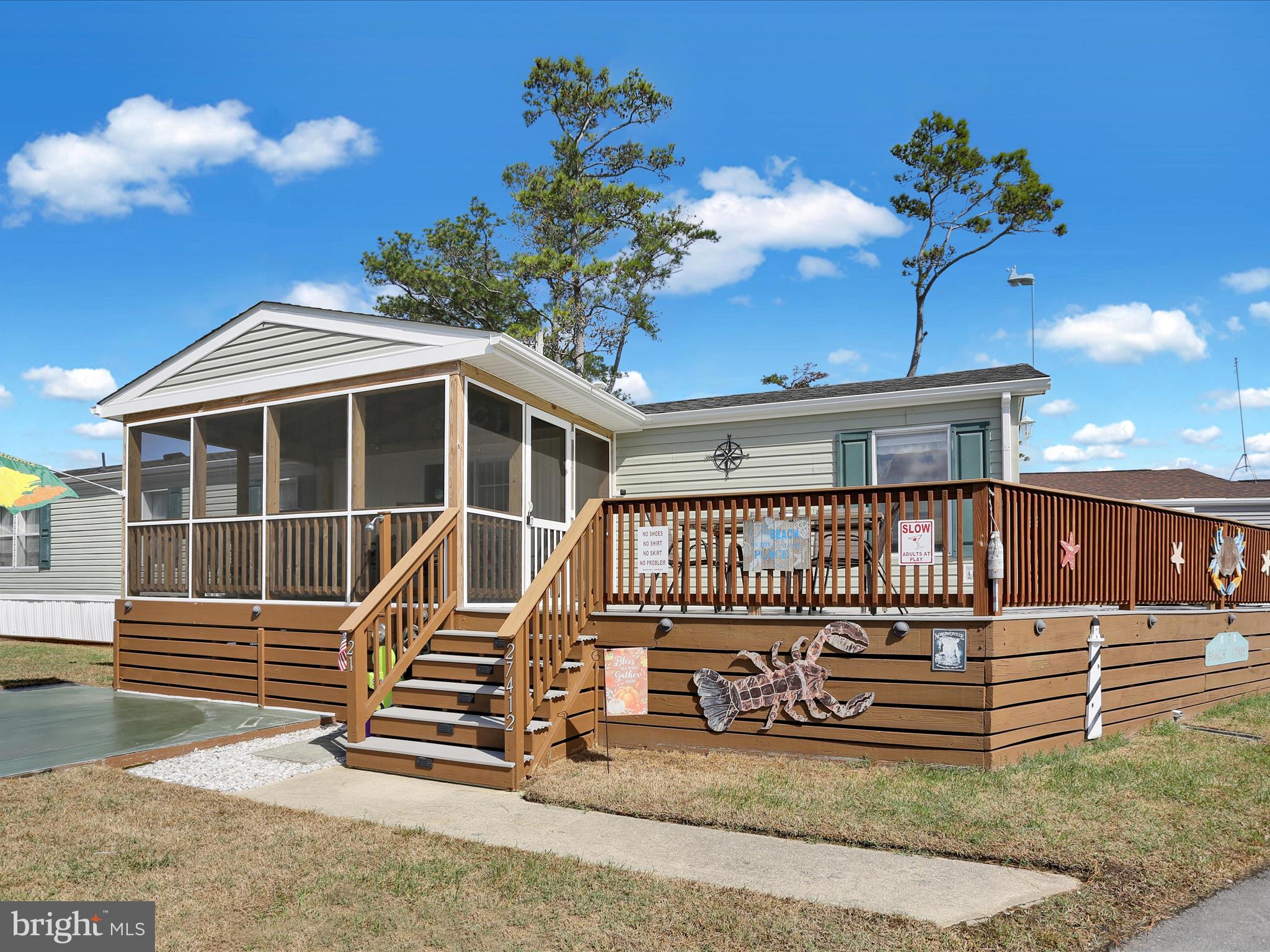 WHITE HOUSE BEACH - Residential