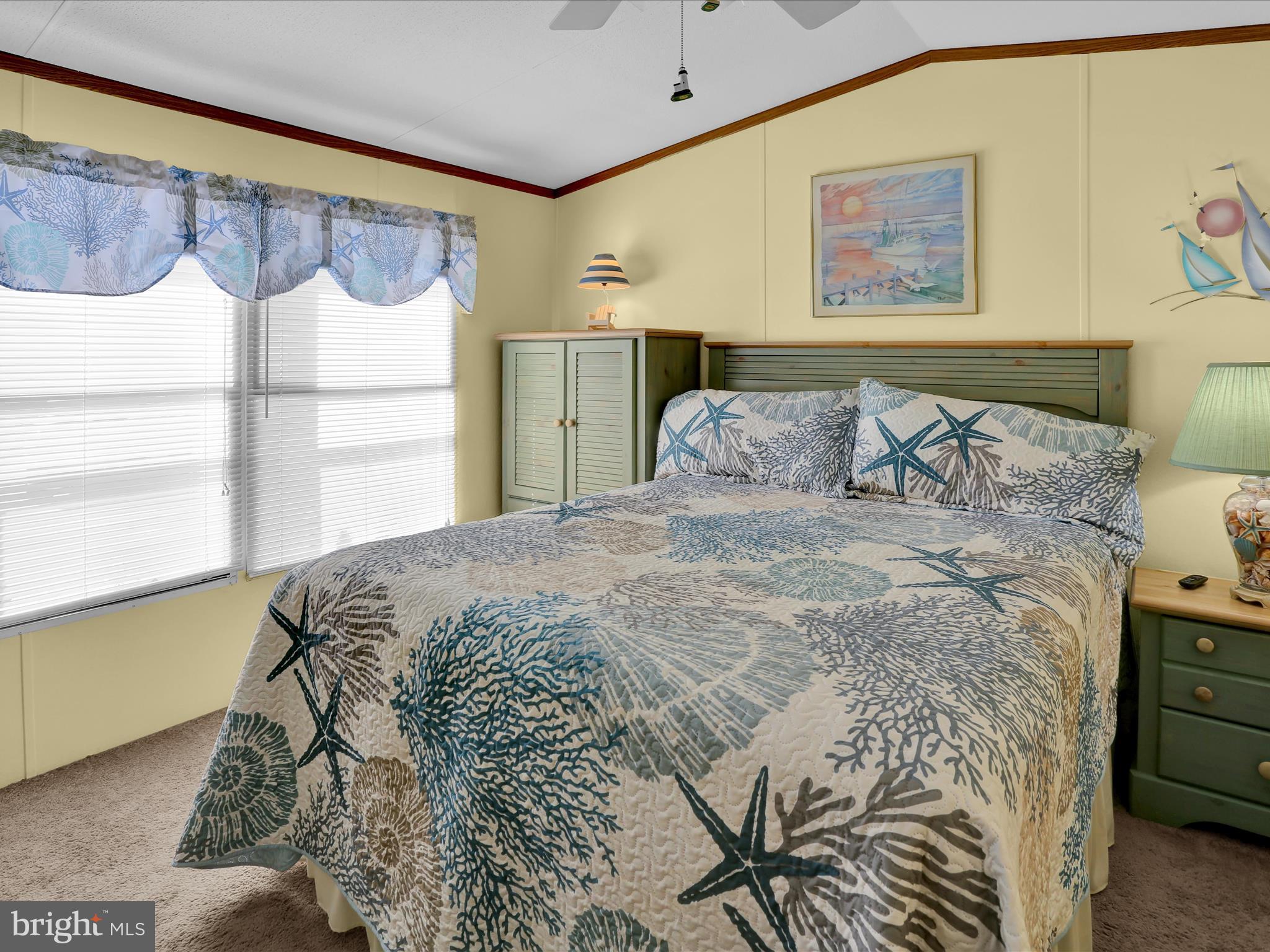 WHITE HOUSE BEACH - Residential