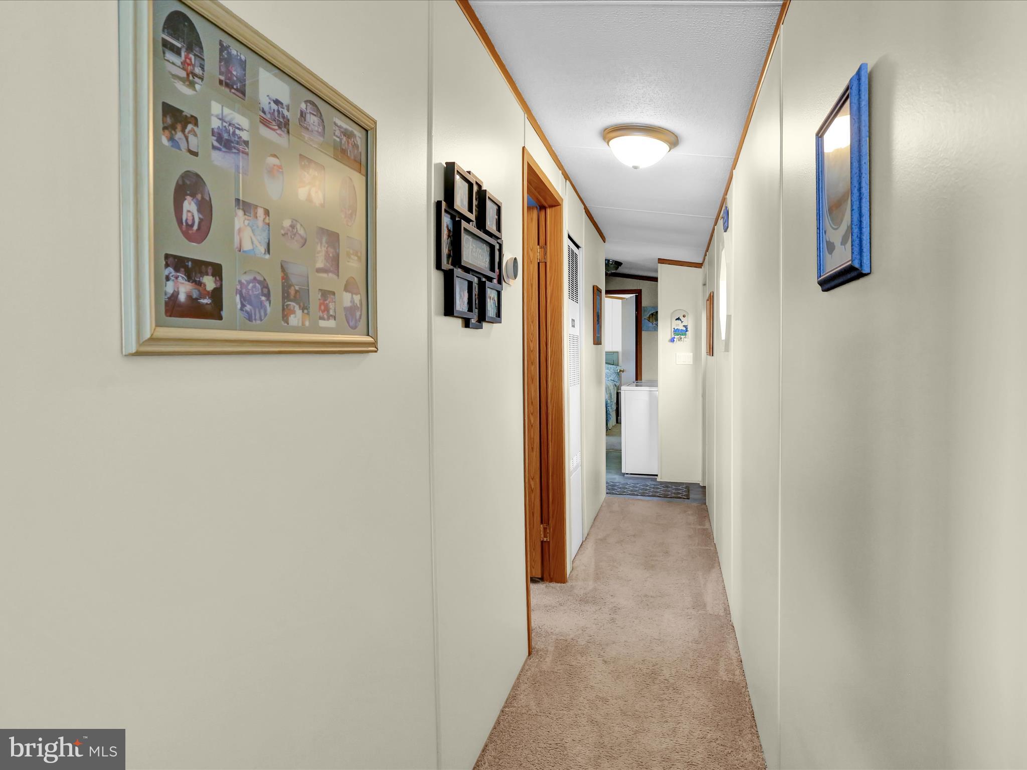 WHITE HOUSE BEACH - Residential