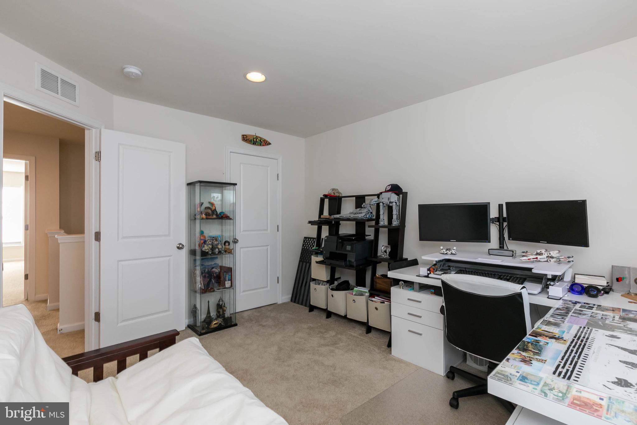 WALKER STATION - Residential Lease