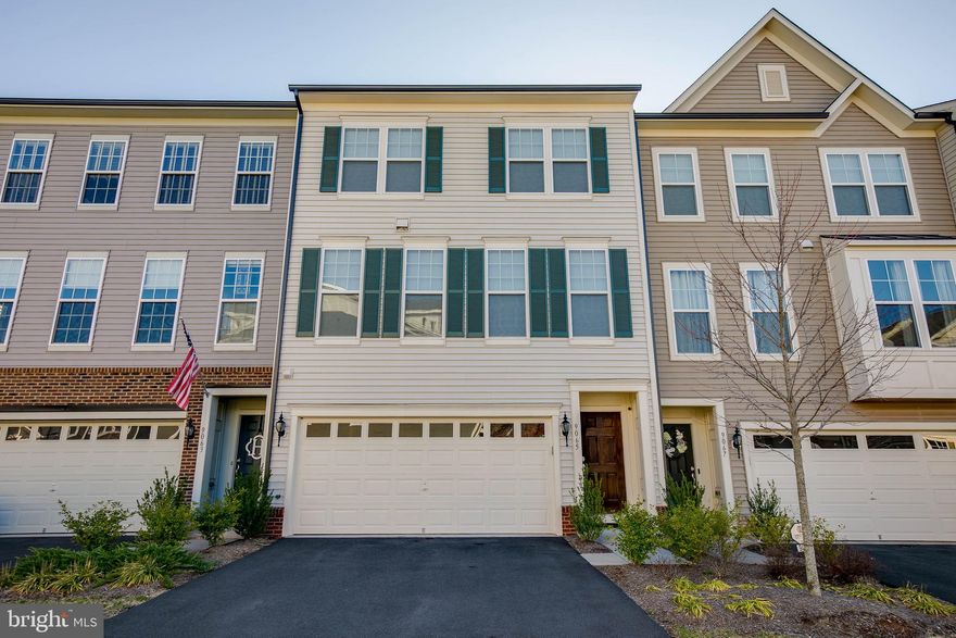 **WOW**Gorgeous 4 BR, 3.5 BA townhome in the quiet subdivision of Signal Hill Station. This gem, located on a cul-de-sac, backs to a wooded area with walking trails. With over 2750+ total Sq. Ft living space, you will find plenty of room for everyone. Enter this beautiful spacious floorplan home with hardwood floors in the kitchen and Main Level. The gourmet kitchen is great for family gatherings with Huge Island and beautiful cabinetry along with stainless steel appliances. The basement includes a bedroom, a full bathroom. A 2-car garage and large driveway which can accommodate 2 additional cars. There is plenty of visitors' parking spaces throughout the neighborhood. Residents can opt-in and access the neighborhood pool facility. walking trails leading to Signal Hill Park, Walk to the VRE train station, and convenient to major commuter routes I-28, PWC Parkway, I66 and Much More!!!