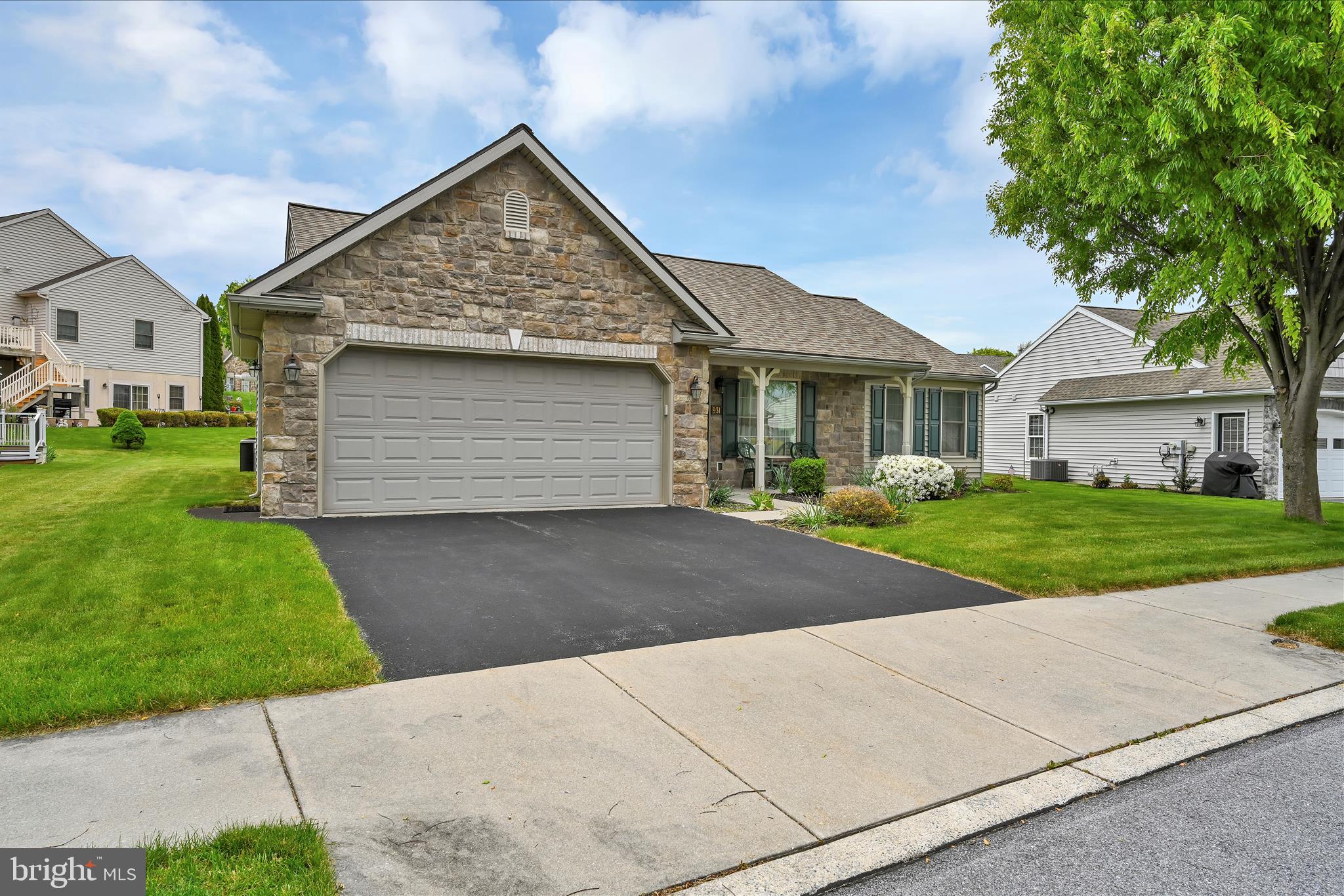 BROOKSHIRE - Residential