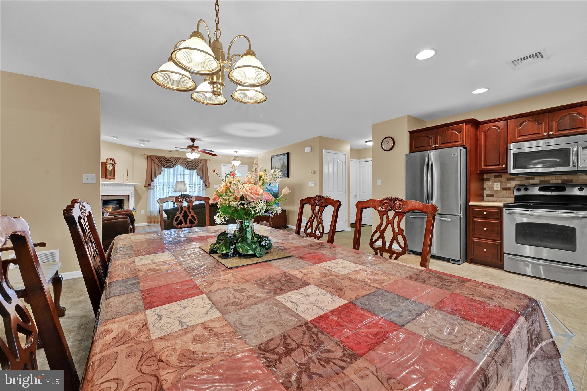 BROOKSHIRE - Residential