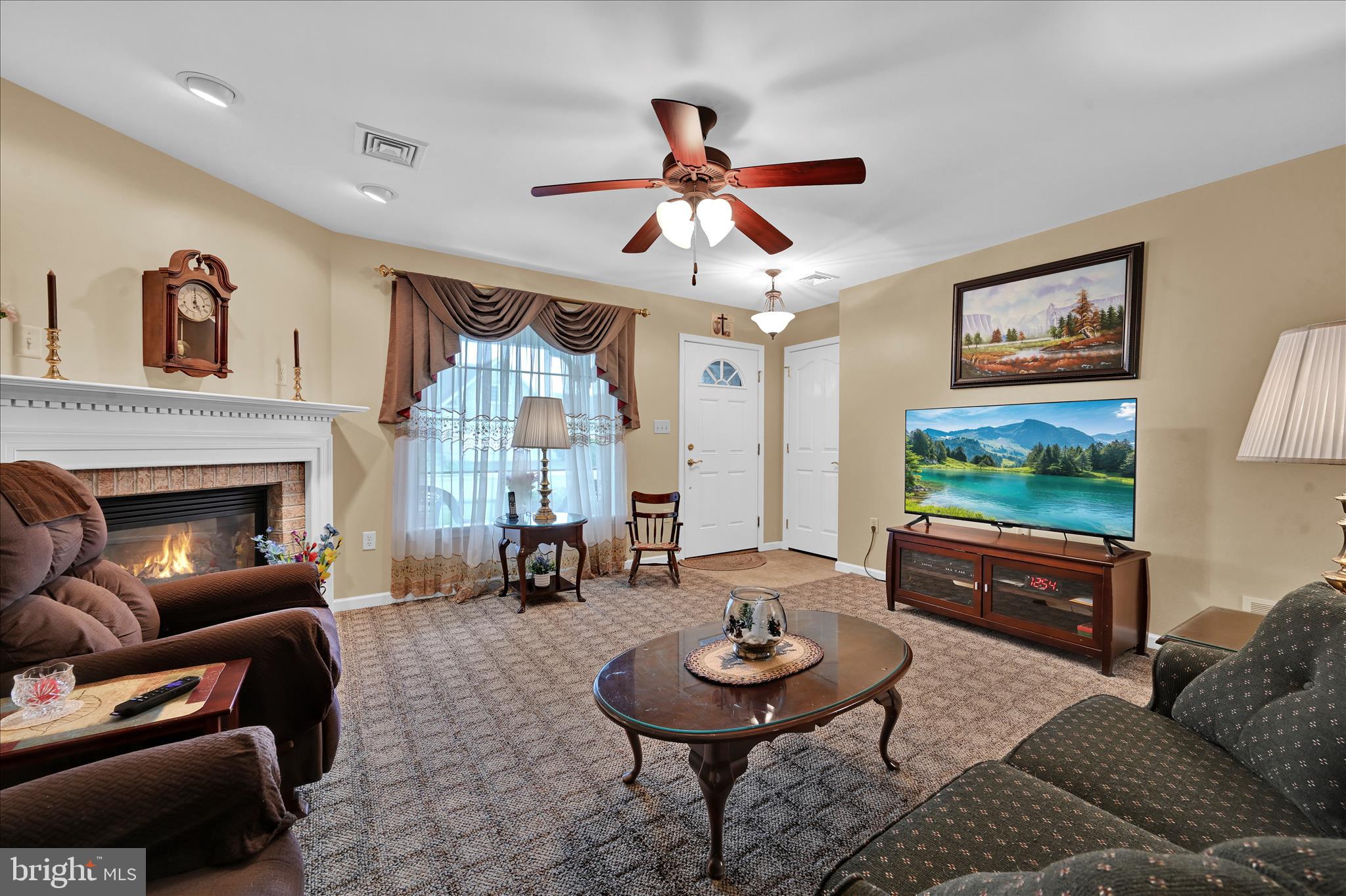 BROOKSHIRE - Residential
