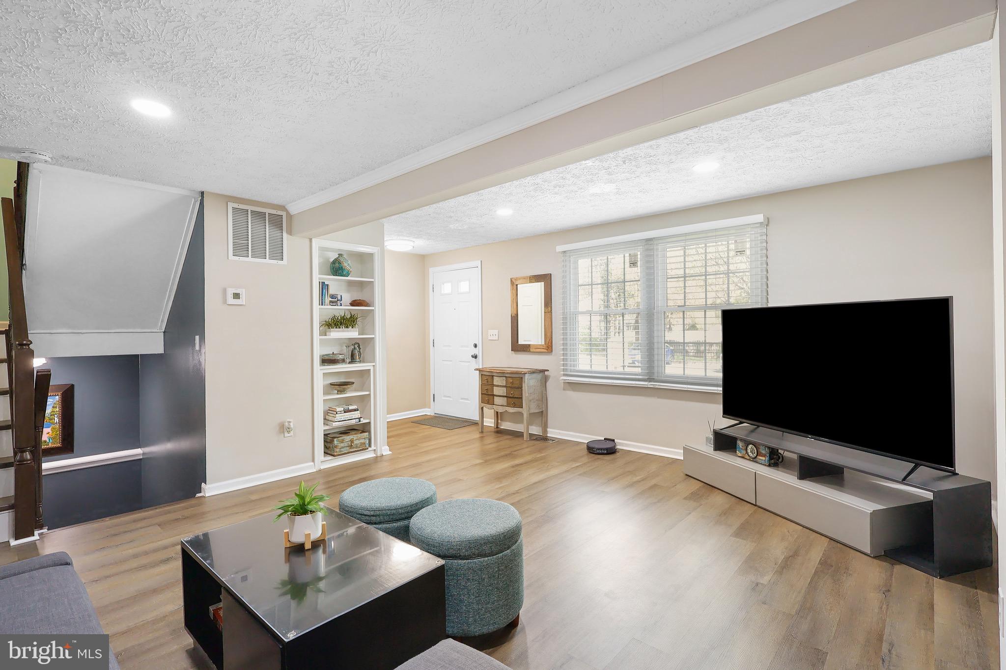1108 CASPER DRIVE