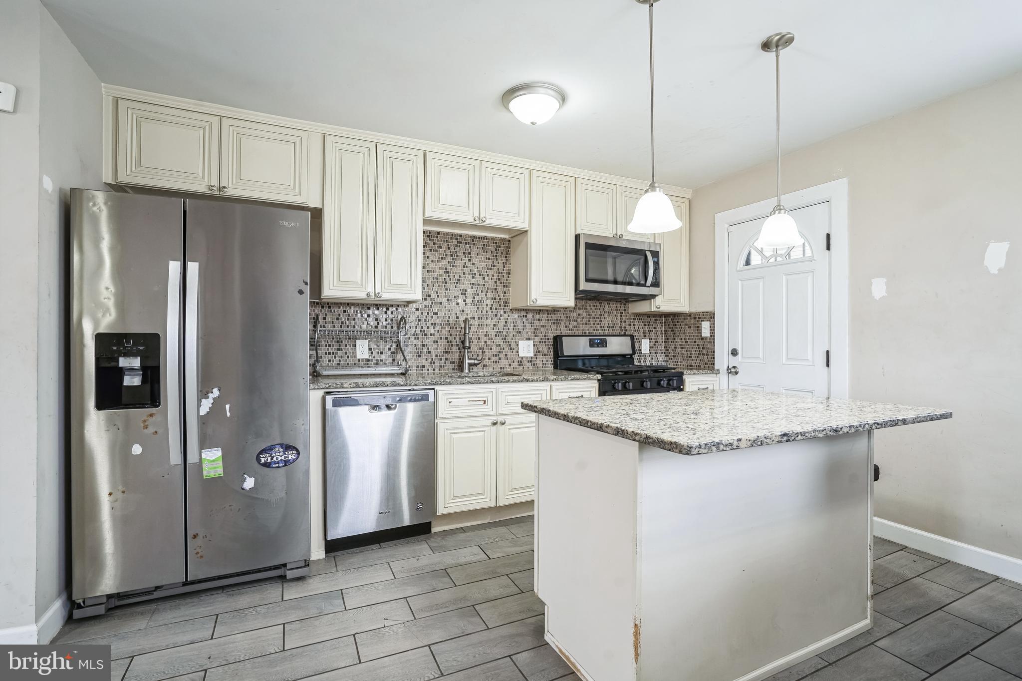 CEDONIA - Residential