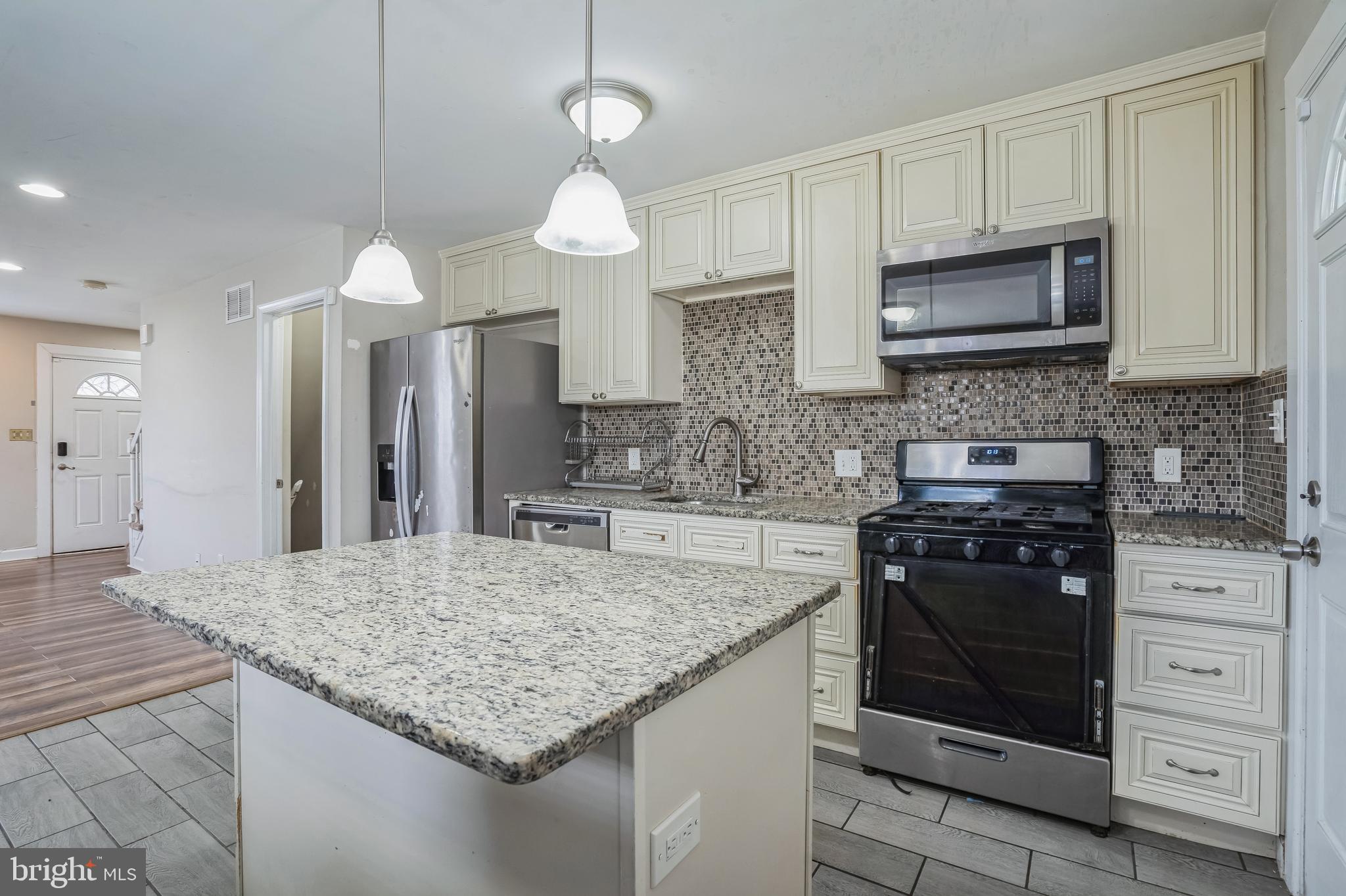 CEDONIA - Residential