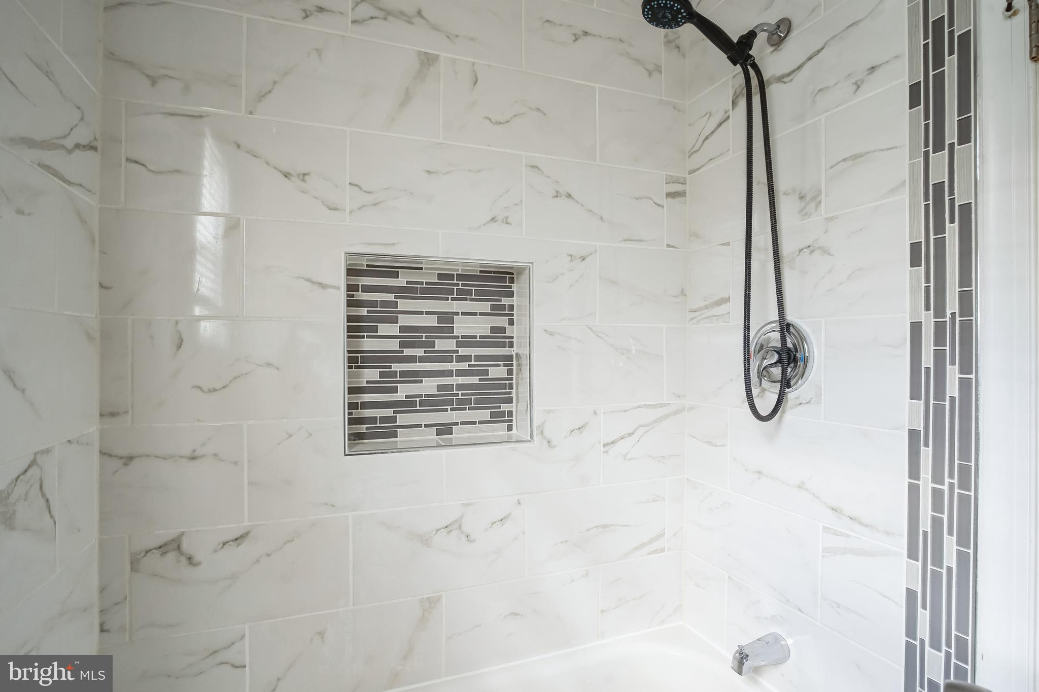 CEDONIA - Residential