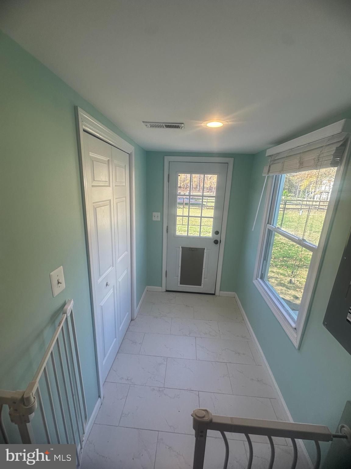 WIDEWATER BEACH - Residential Lease