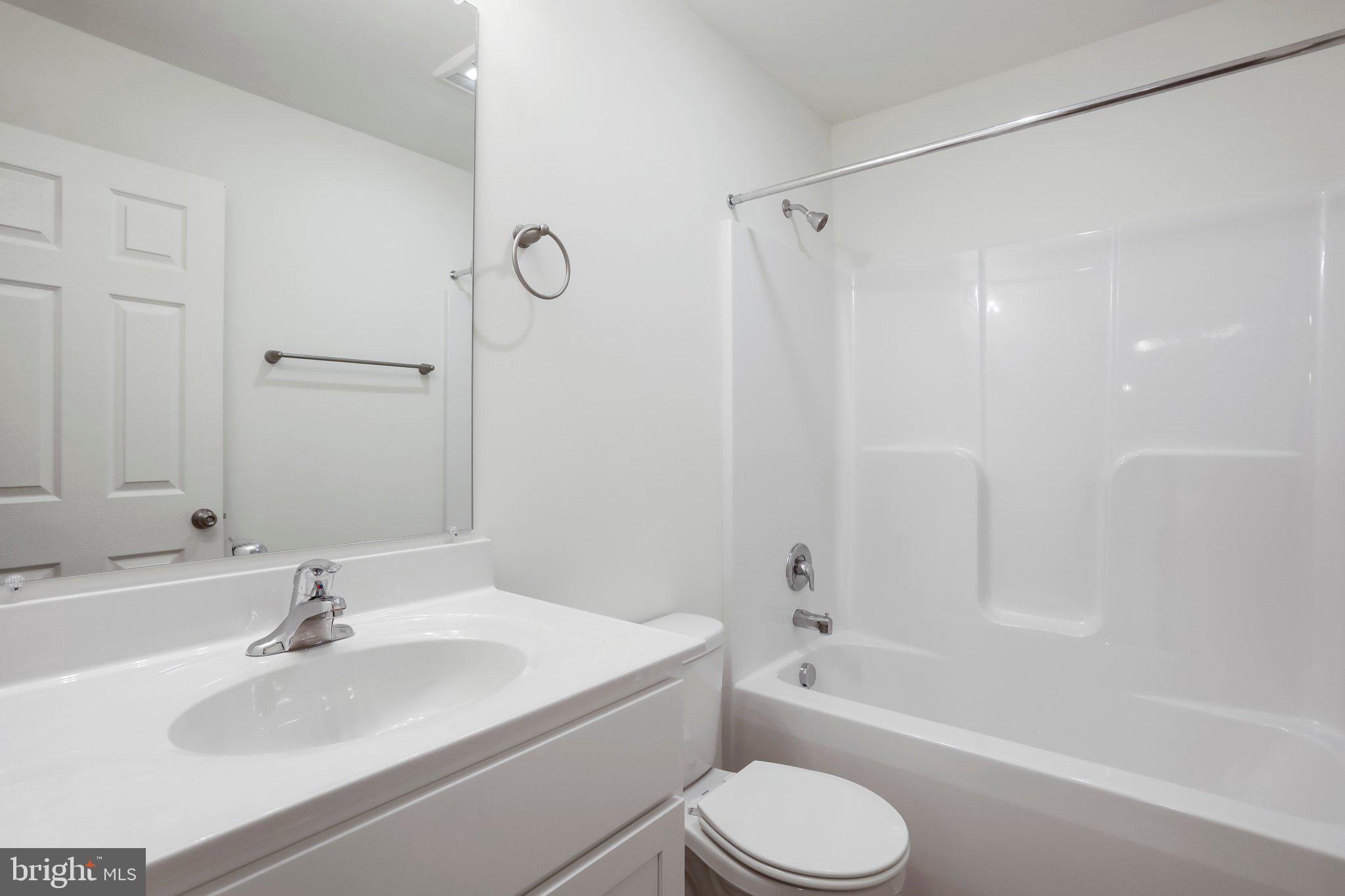 MADISON ESTATES - Residential