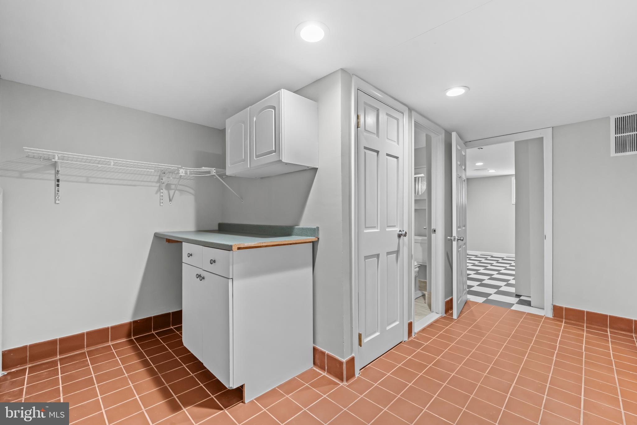 RAVENSDALE - Residential