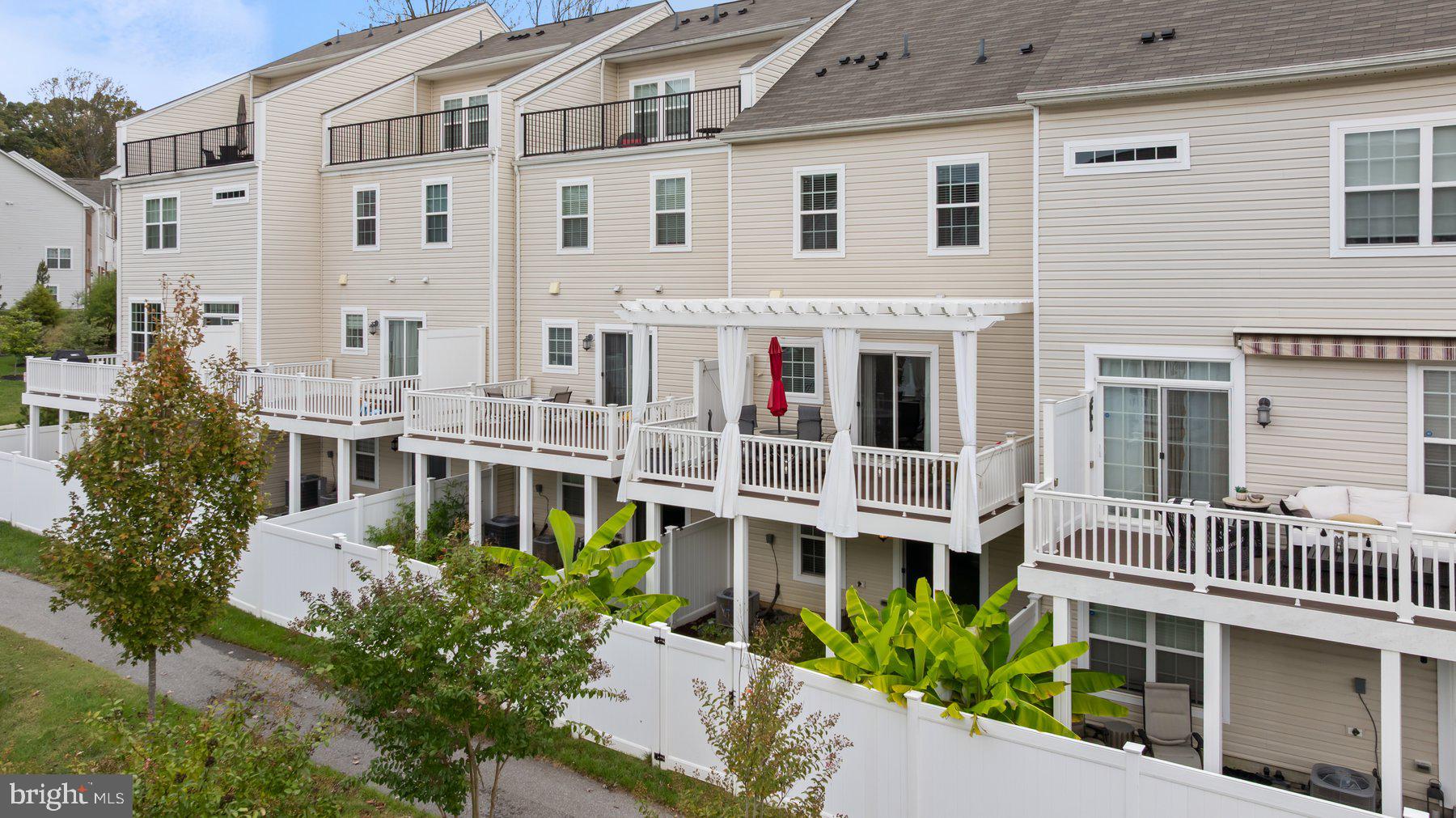 SUMMERFIELD VILLAGE - Residential