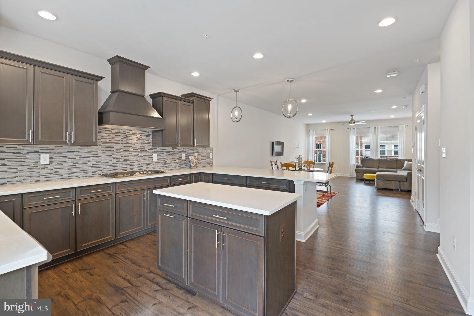 SUMMERFIELD VILLAGE - Residential