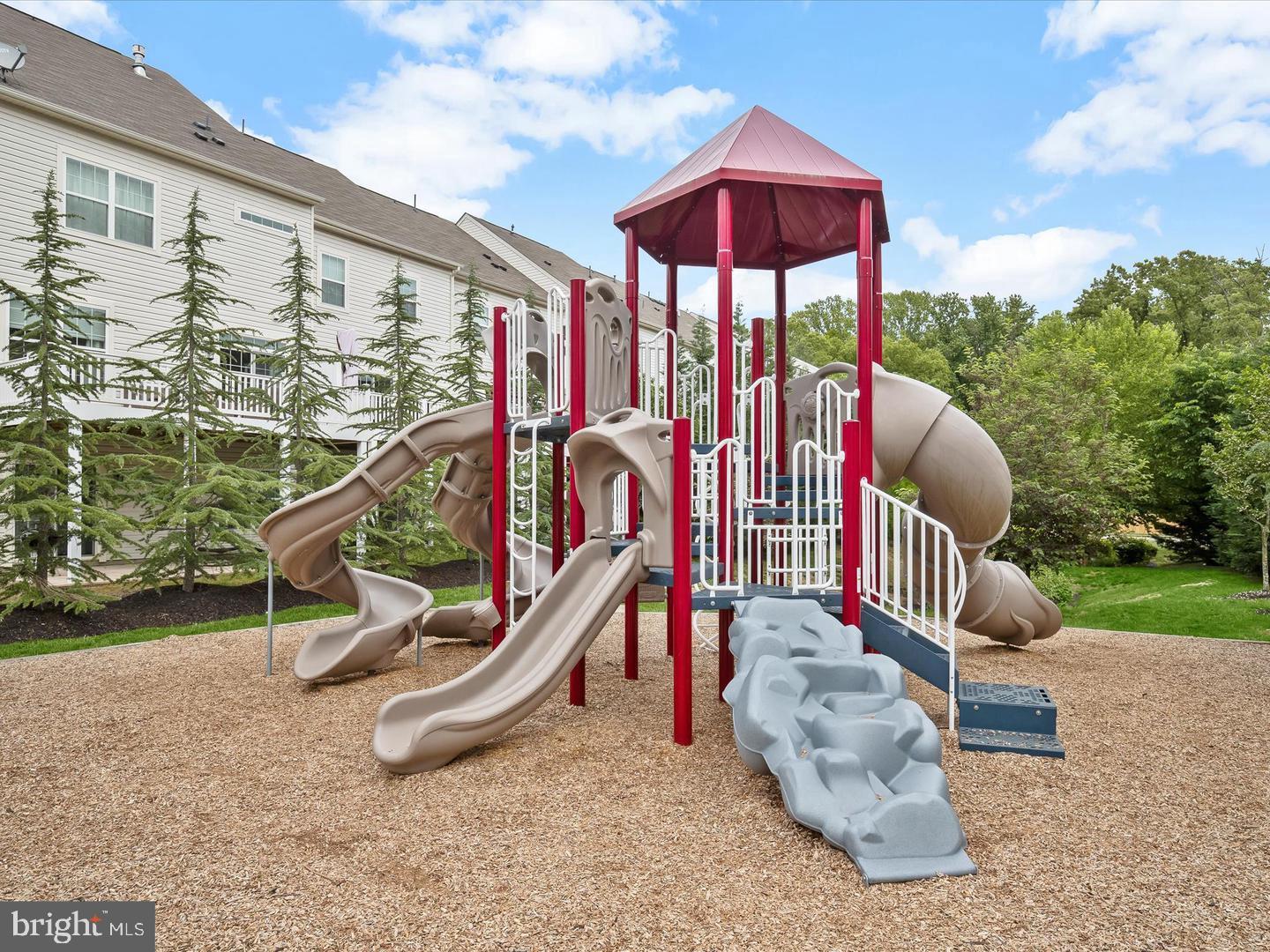 SUMMERFIELD VILLAGE - Residential