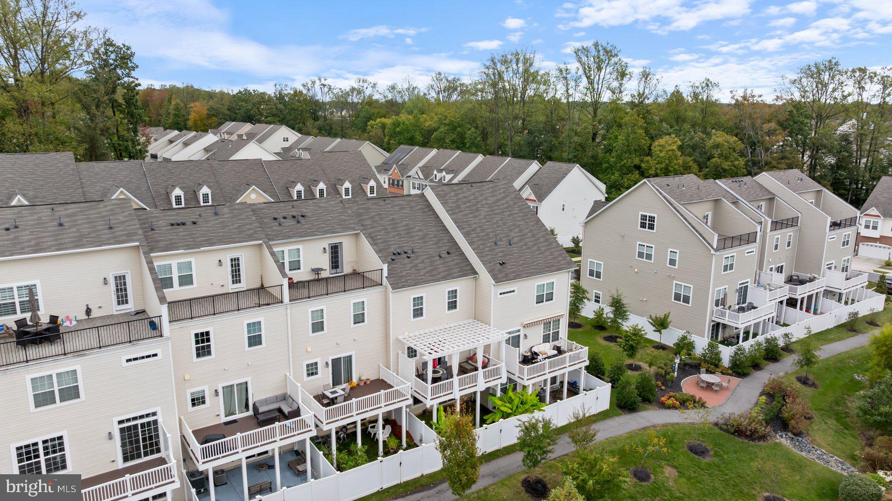 SUMMERFIELD VILLAGE - Residential