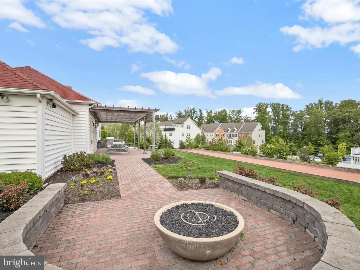 SUMMERFIELD VILLAGE - Residential