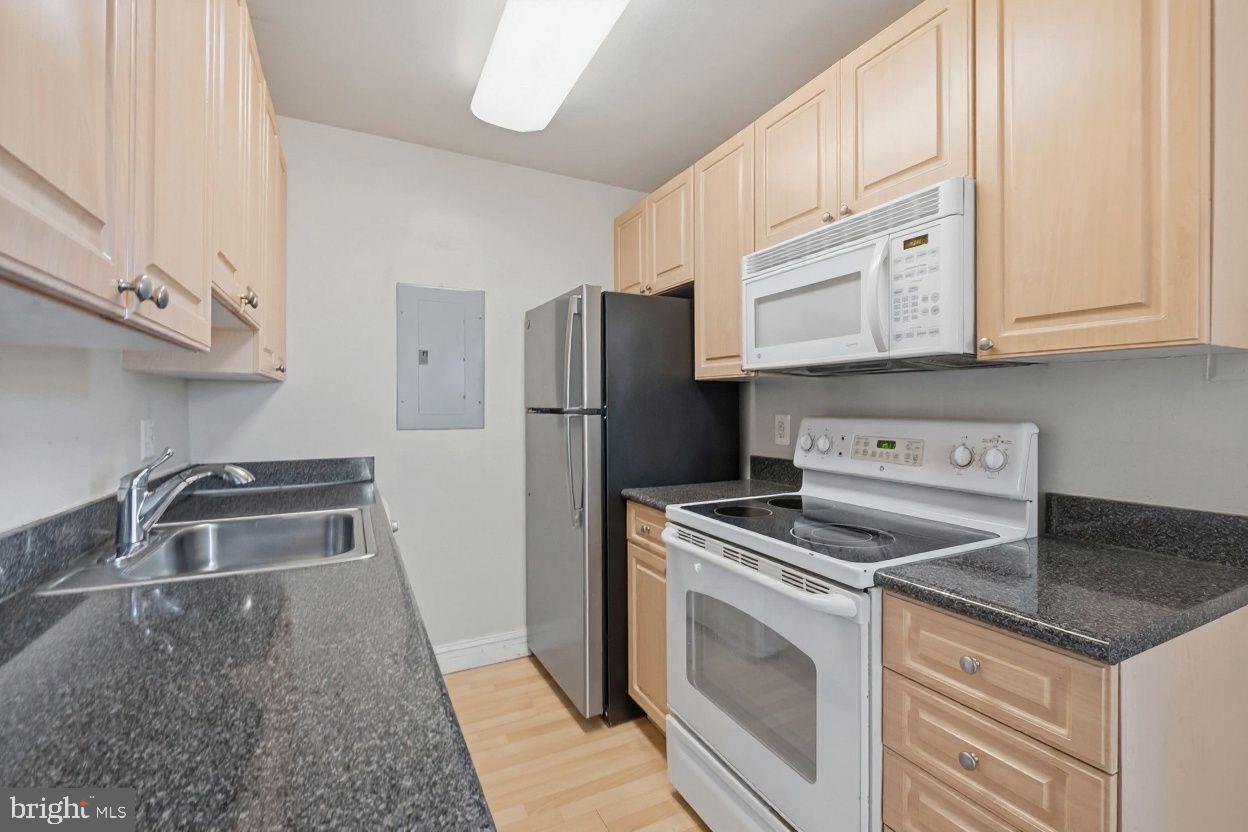 TAKOMA PARK - Residential