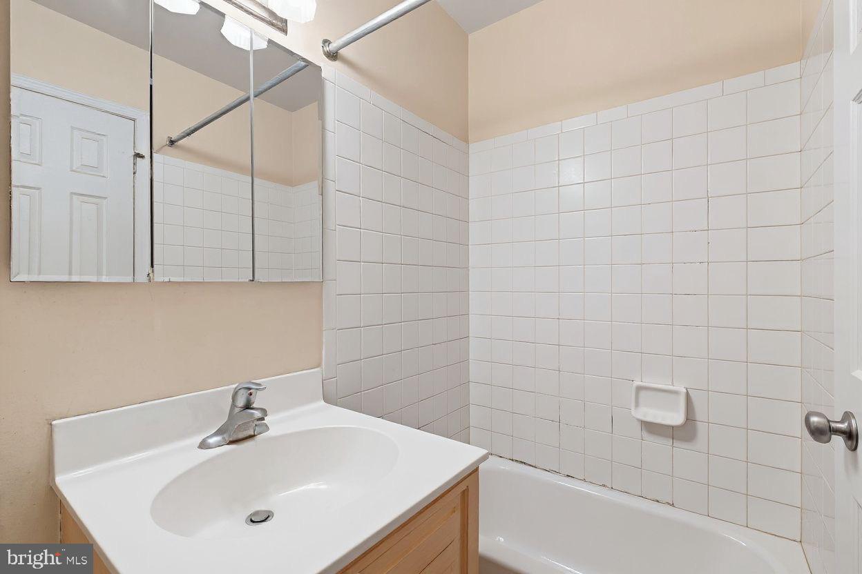 TAKOMA PARK - Residential