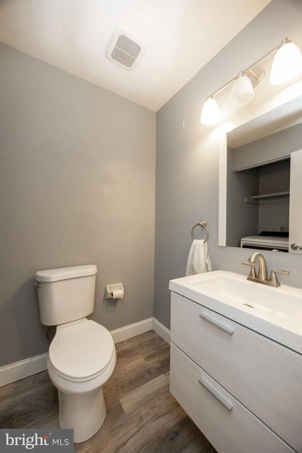 Collegeville, Pennsylvania 19426, United States, 3 Bedrooms Bedrooms, ,2 BathroomsBathrooms,Residential,Pending,92255