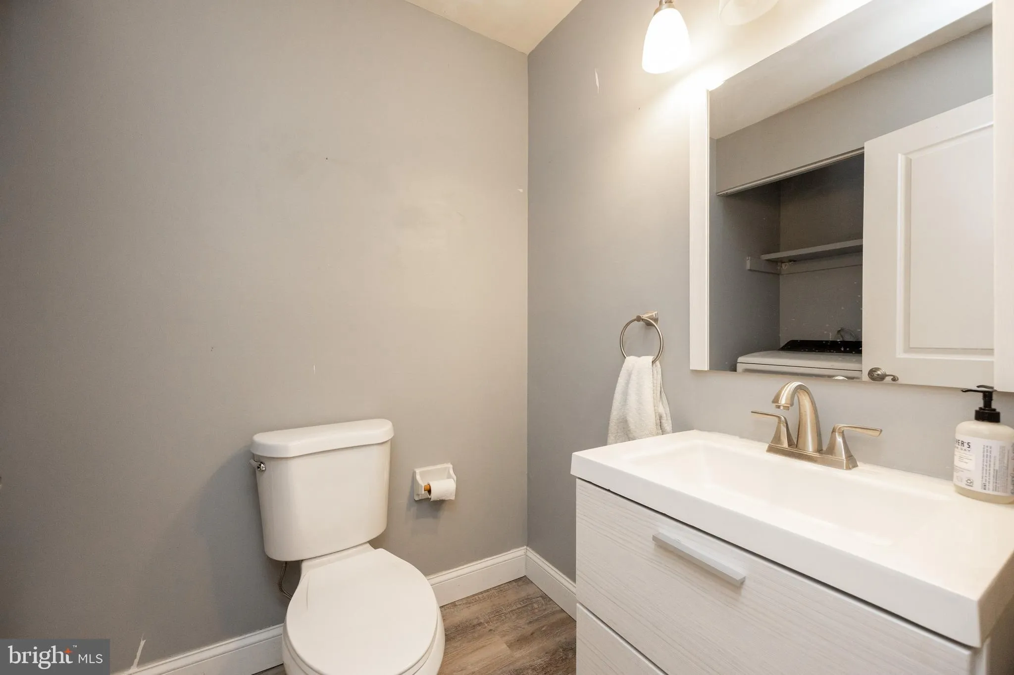 Collegeville, Pennsylvania 19426, United States, 3 Bedrooms Bedrooms, ,2 BathroomsBathrooms,Residential,Pending,92255