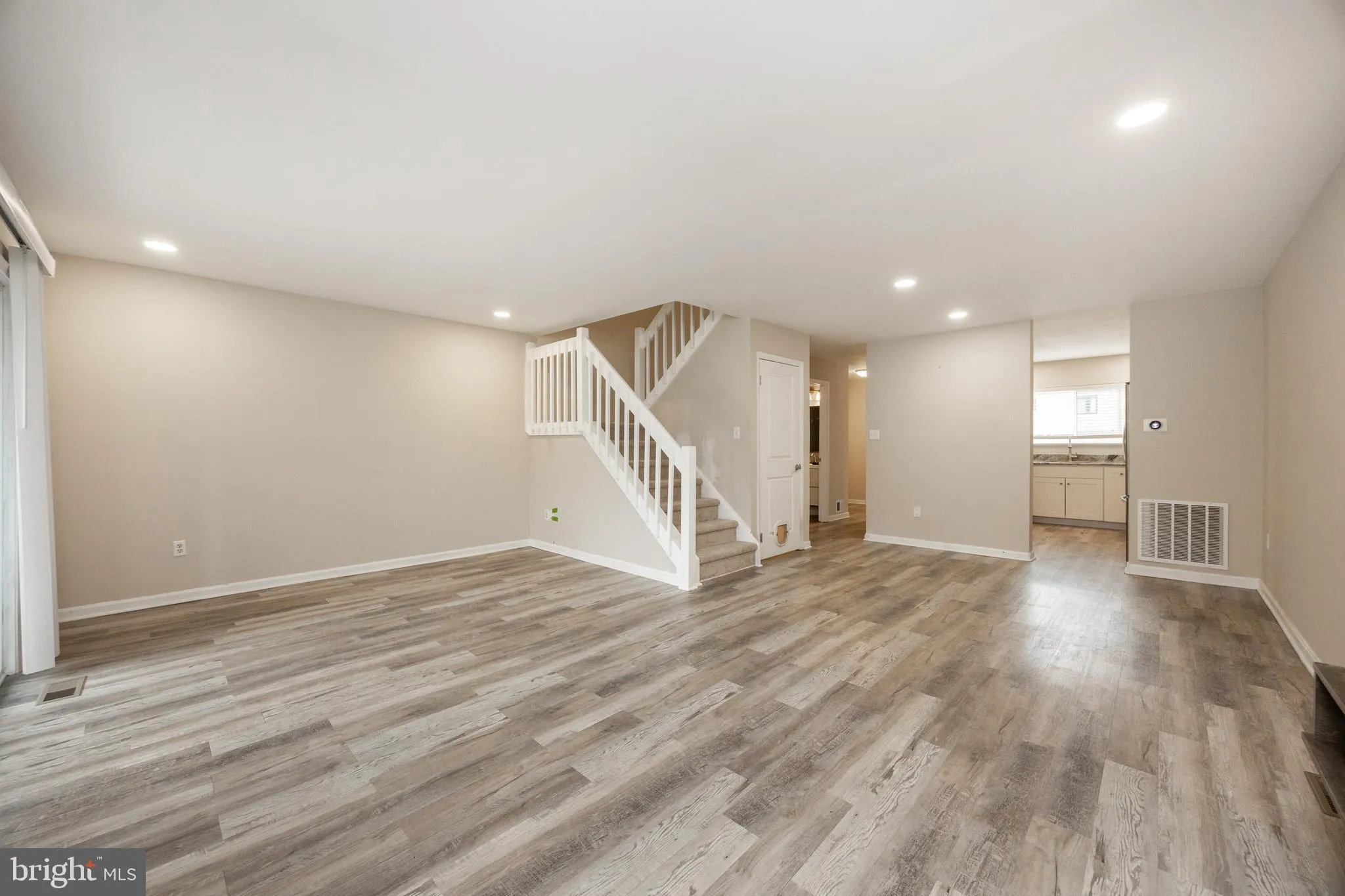 Collegeville, Pennsylvania 19426, United States, 3 Bedrooms Bedrooms, ,2 BathroomsBathrooms,Residential,Pending,92255