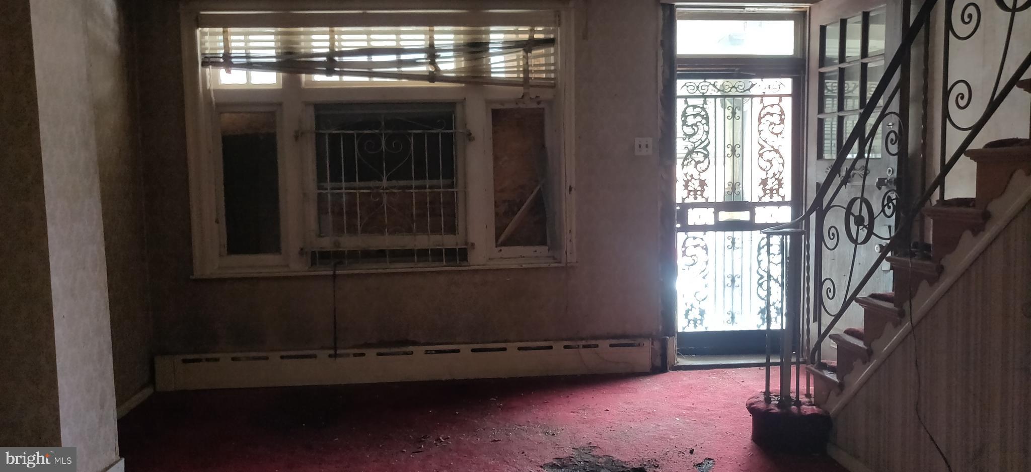 STRAWBERRY MANSION - Residential