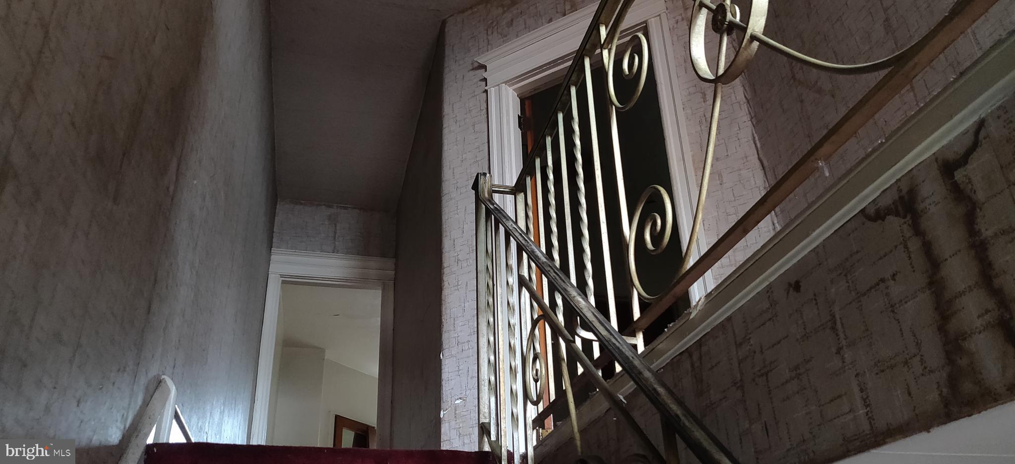 STRAWBERRY MANSION - Residential