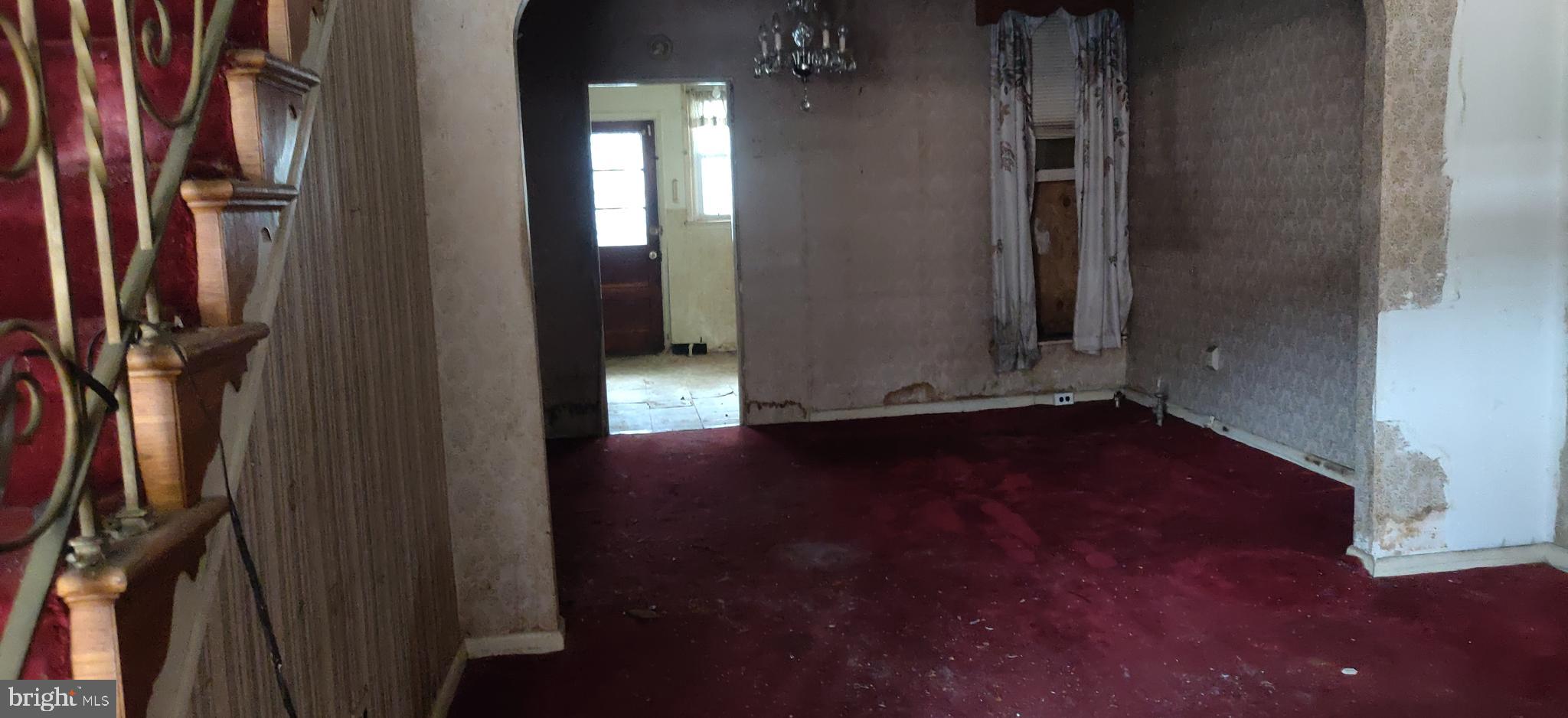 STRAWBERRY MANSION - Residential