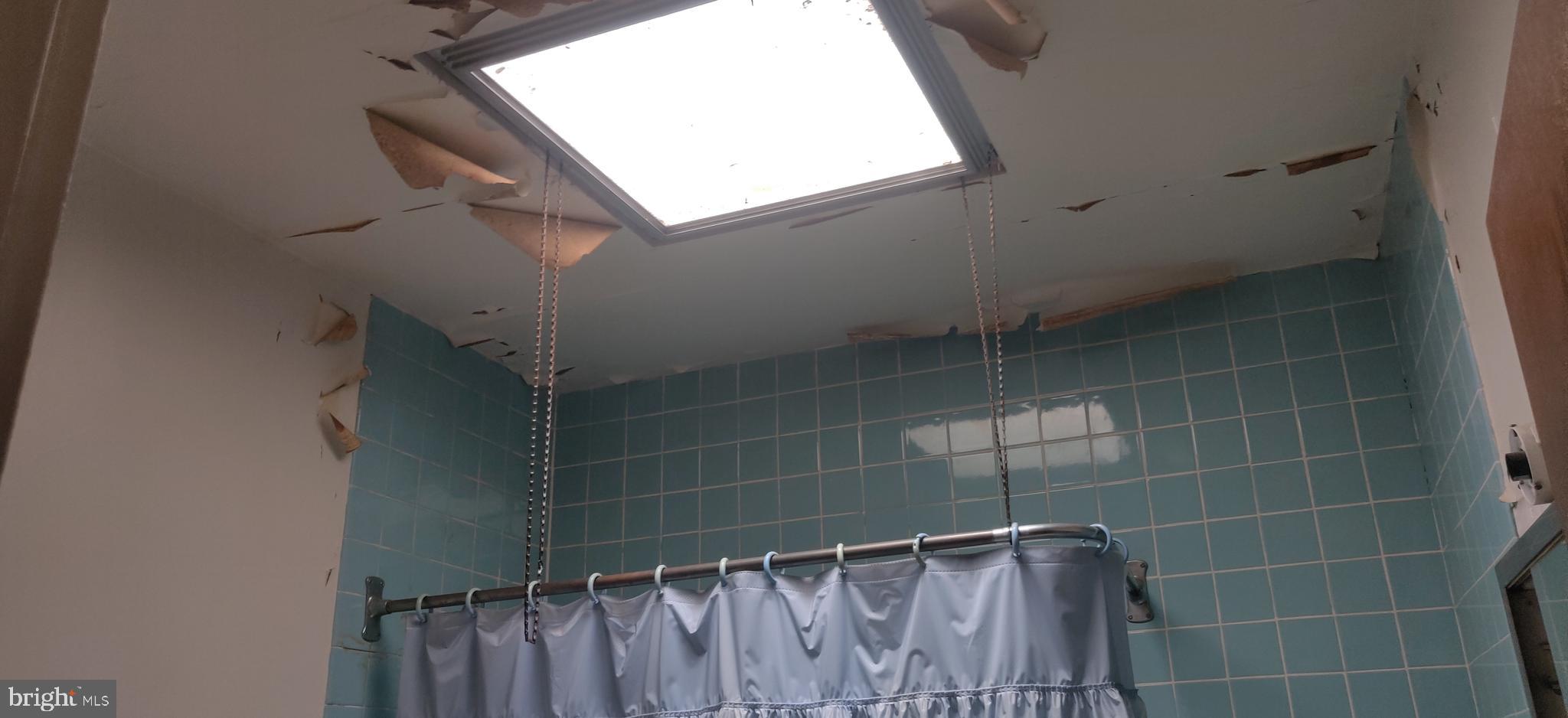 STRAWBERRY MANSION - Residential