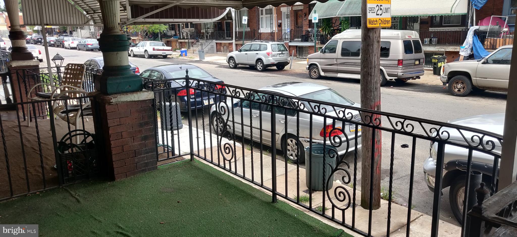 STRAWBERRY MANSION - Residential