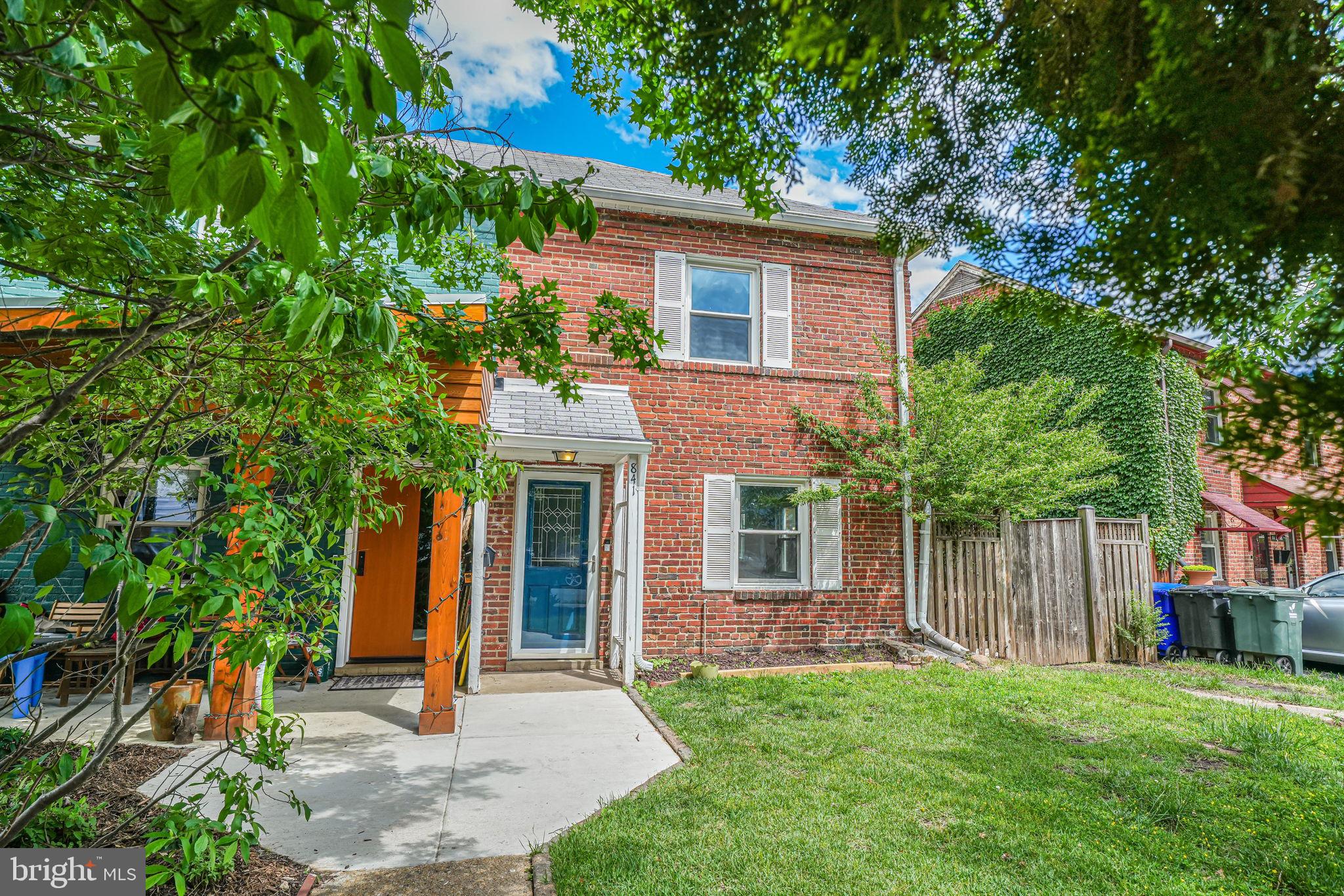 WESTMONT - Residential