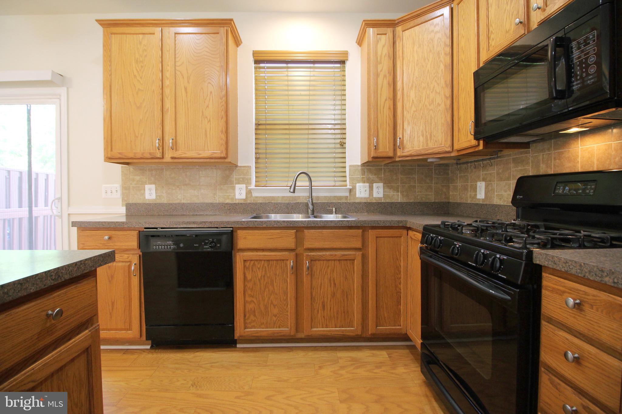 SKYVIEW PARK - Residential Lease