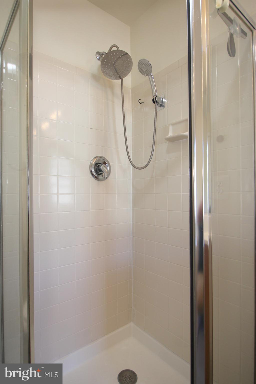 SKYVIEW PARK - Residential Lease