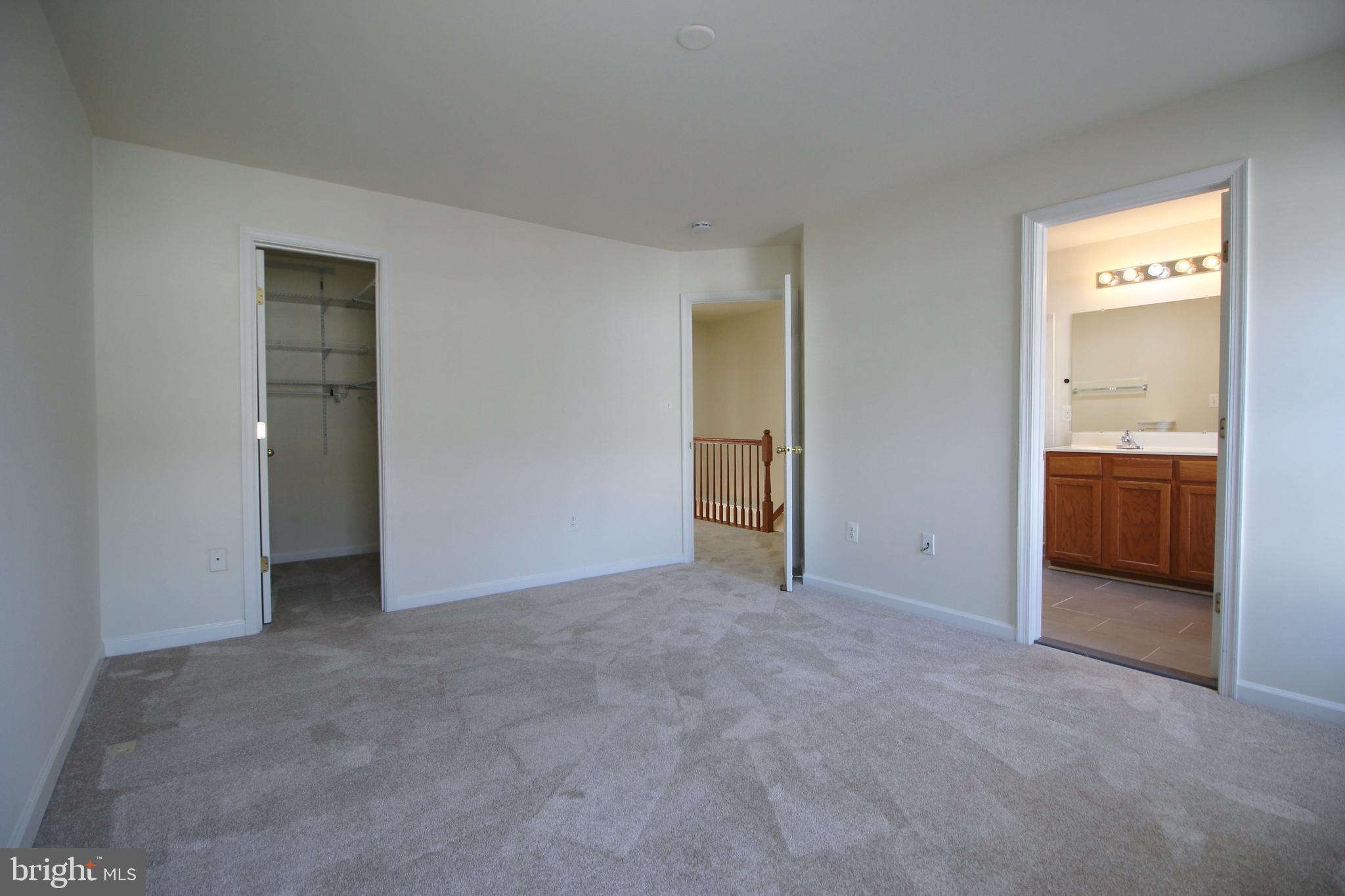 SKYVIEW PARK - Residential Lease