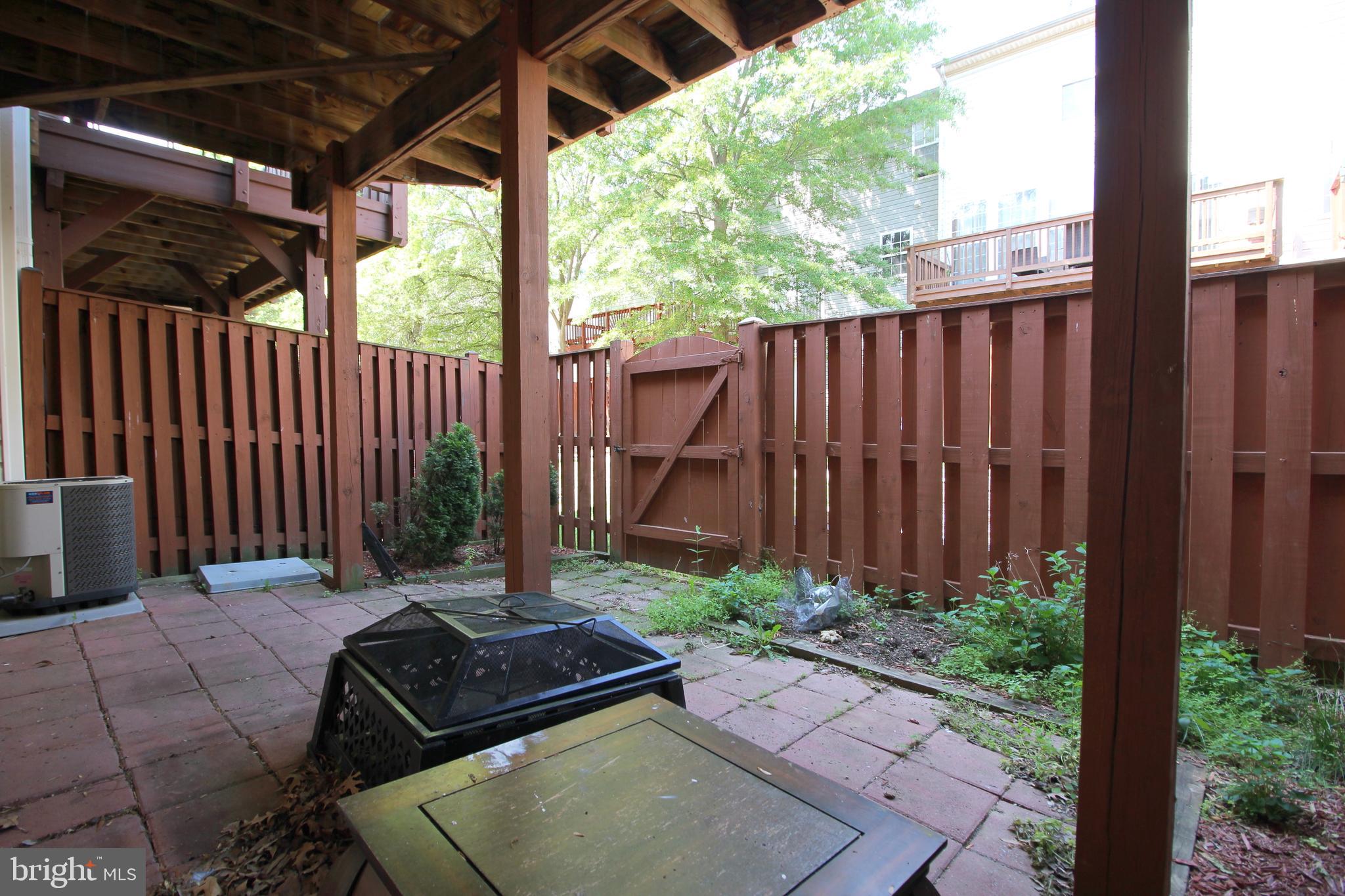 SKYVIEW PARK - Residential Lease