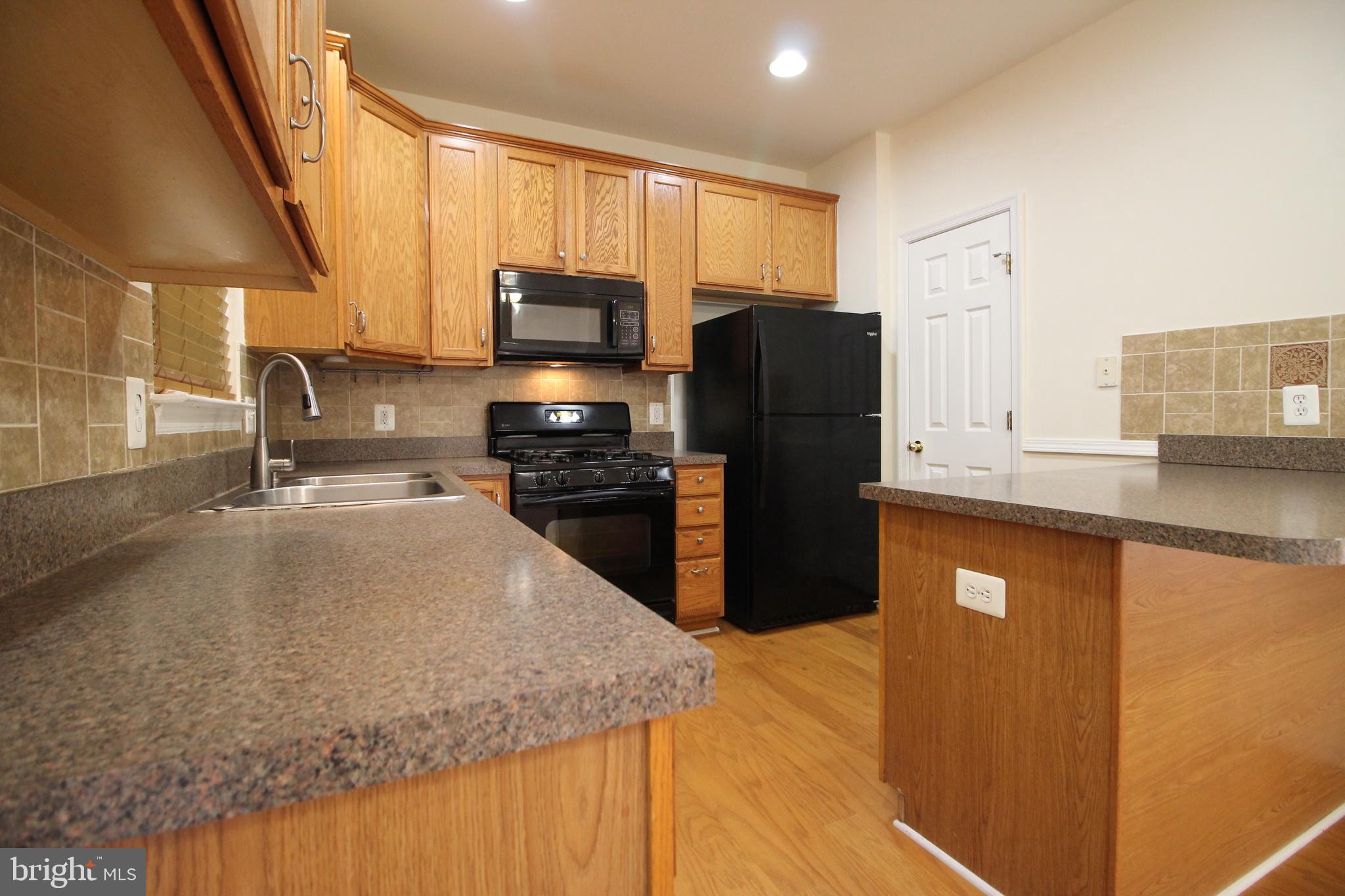 SKYVIEW PARK - Residential Lease