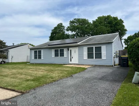 MLS: DENC2081398
