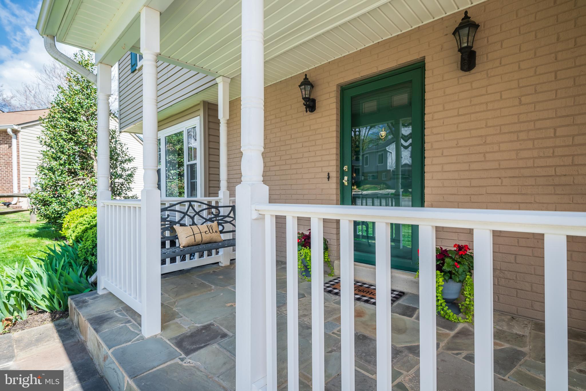 10 FULLVIEW COURT